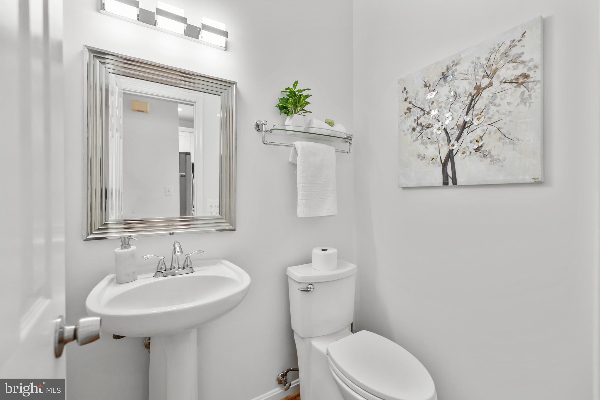 CAMERON STATION - Residential