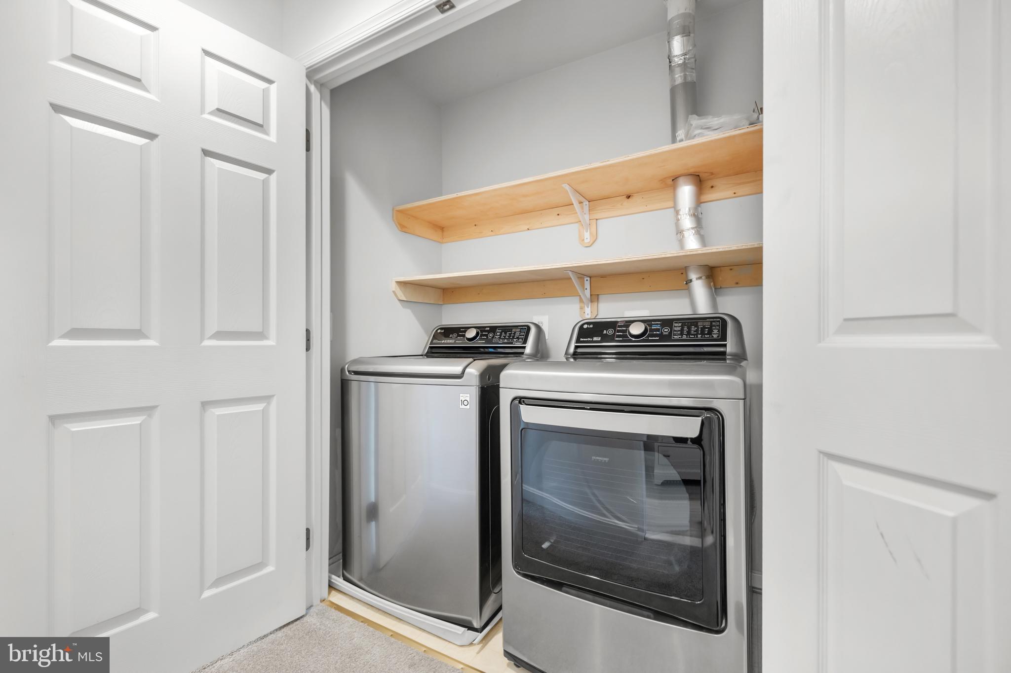 CAMERON STATION - Residential