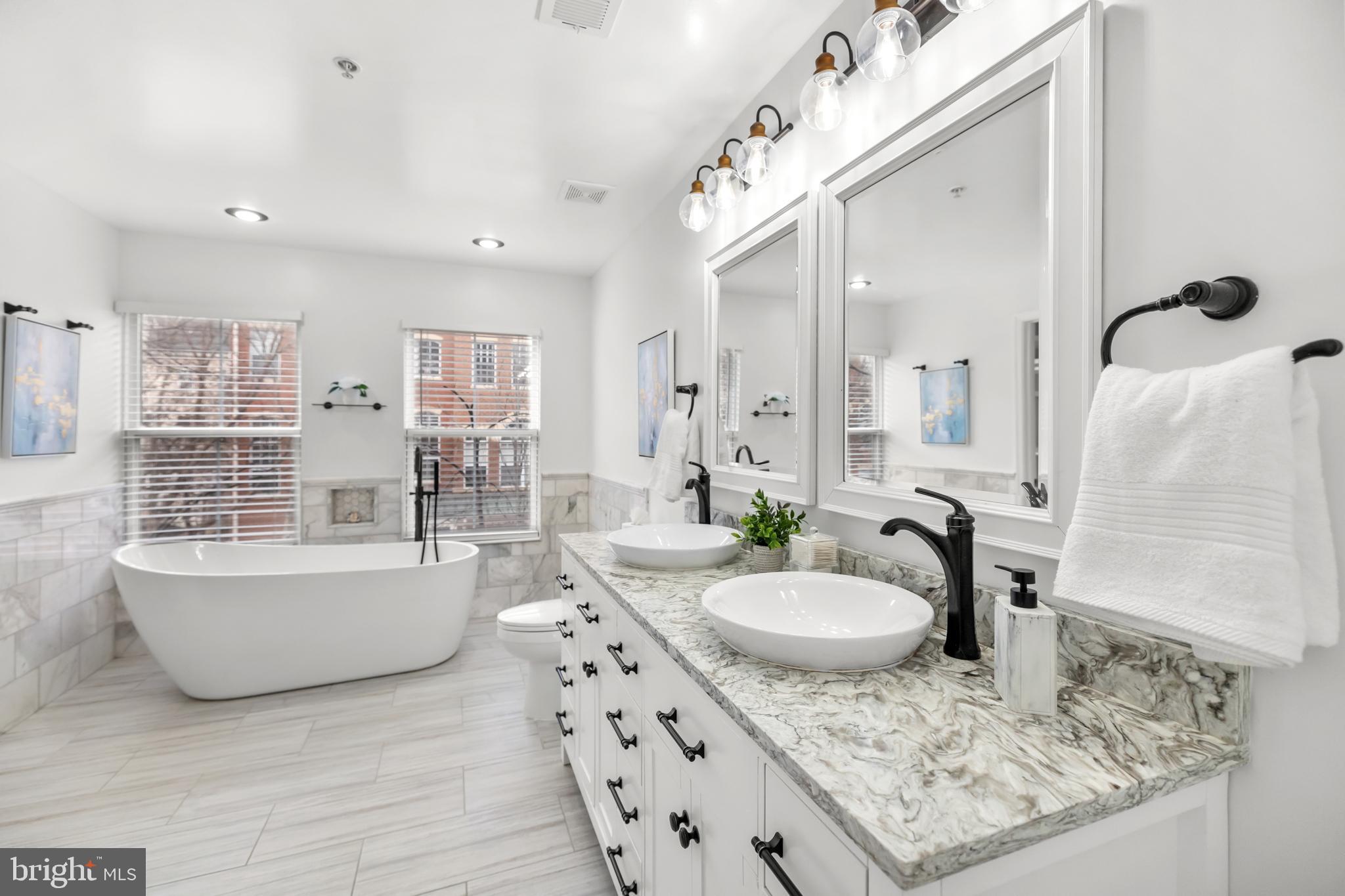 CAMERON STATION - Residential