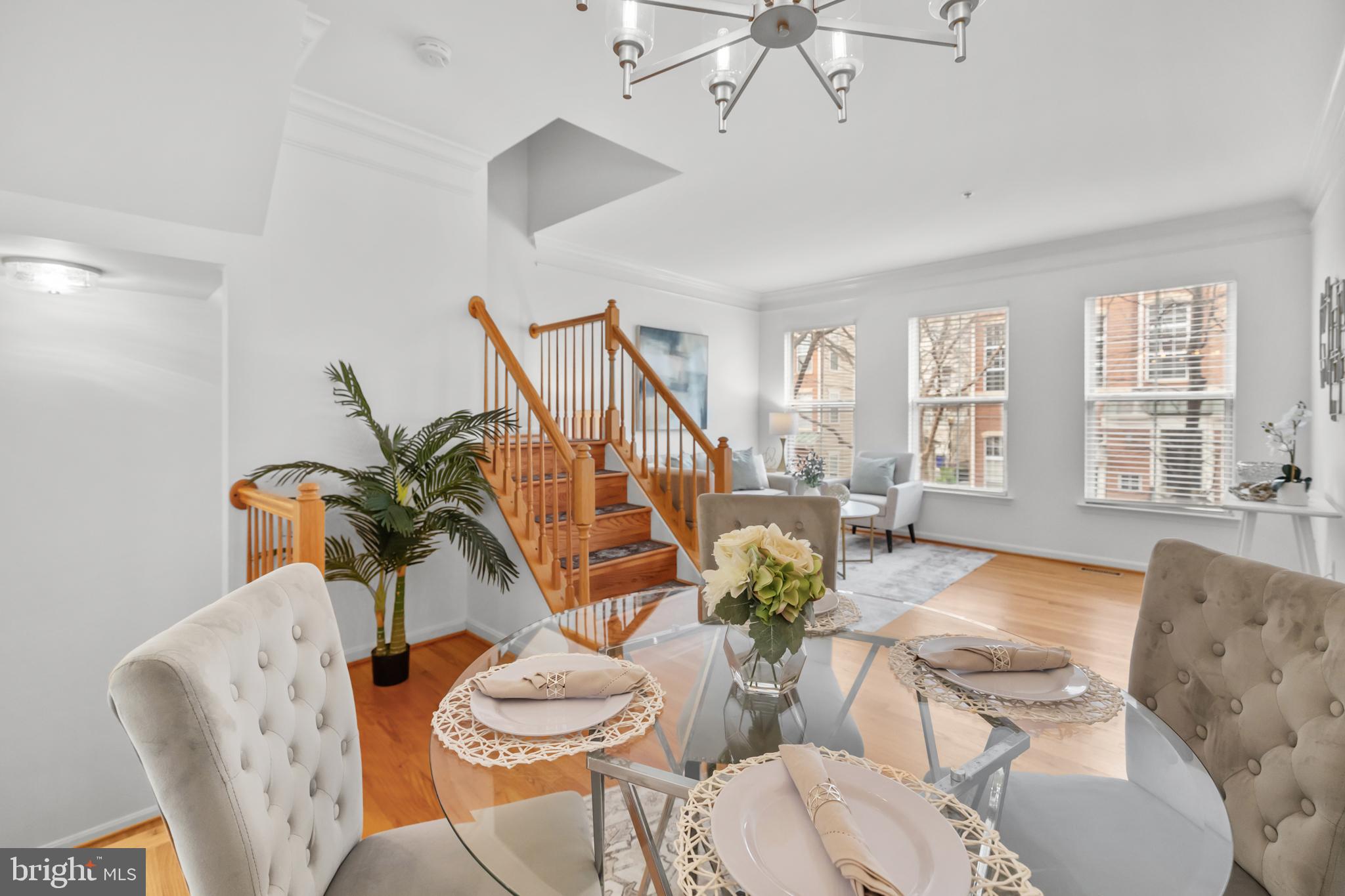 CAMERON STATION - Residential