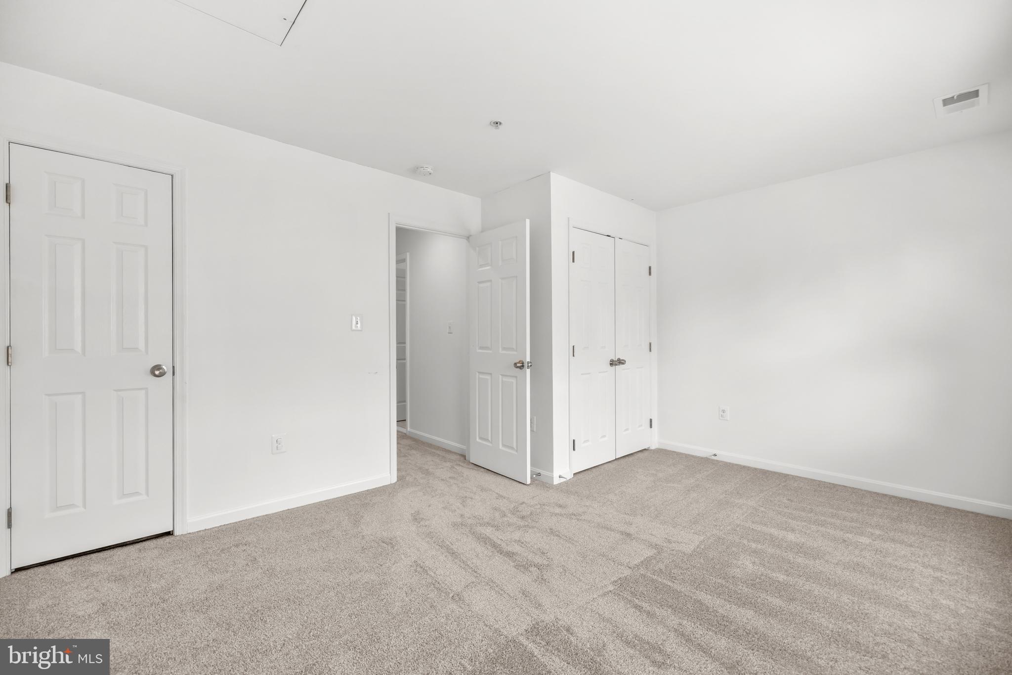 CAMERON STATION - Residential