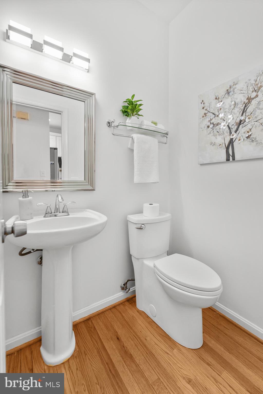 CAMERON STATION - Residential