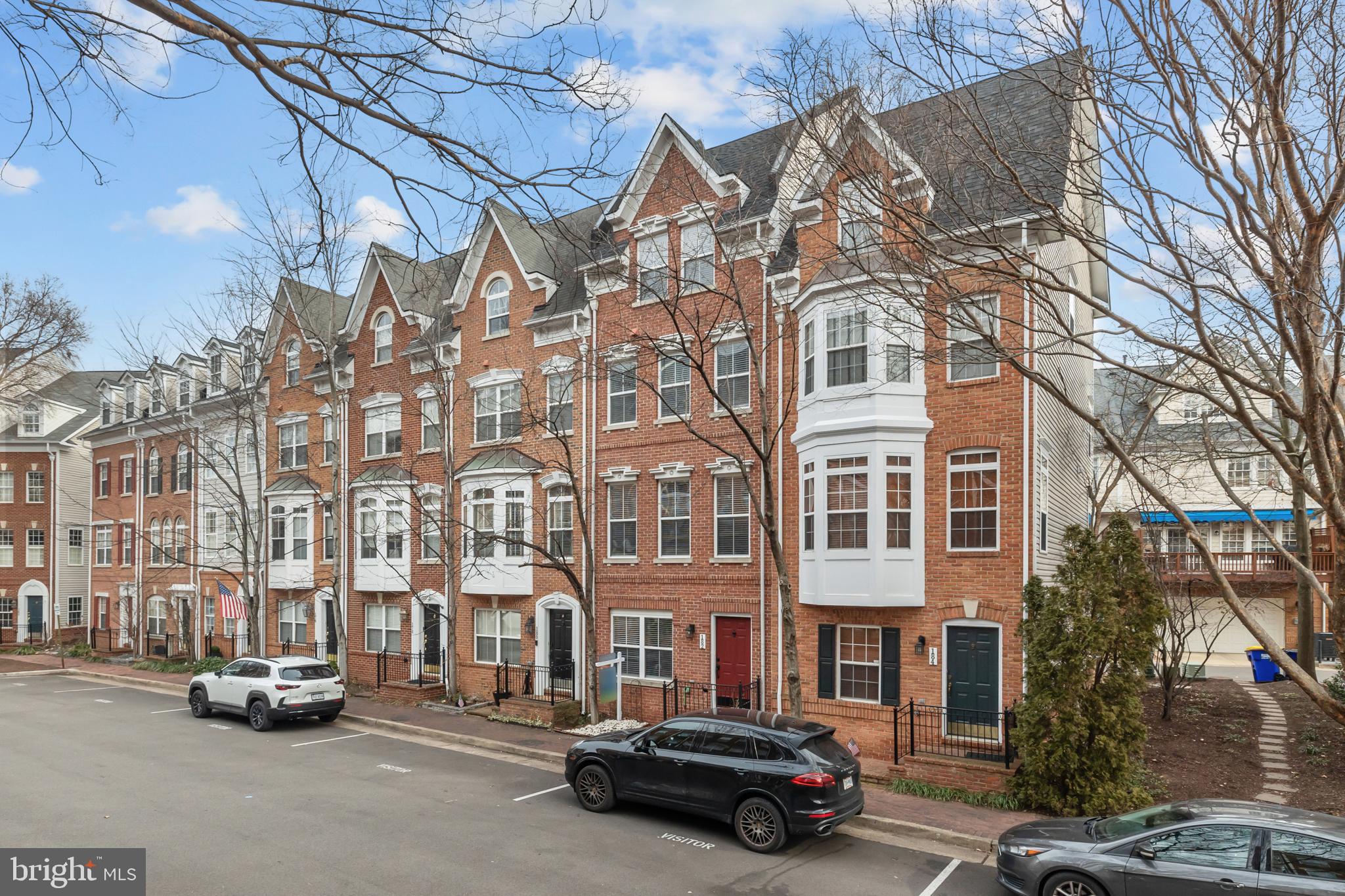 CAMERON STATION - Residential