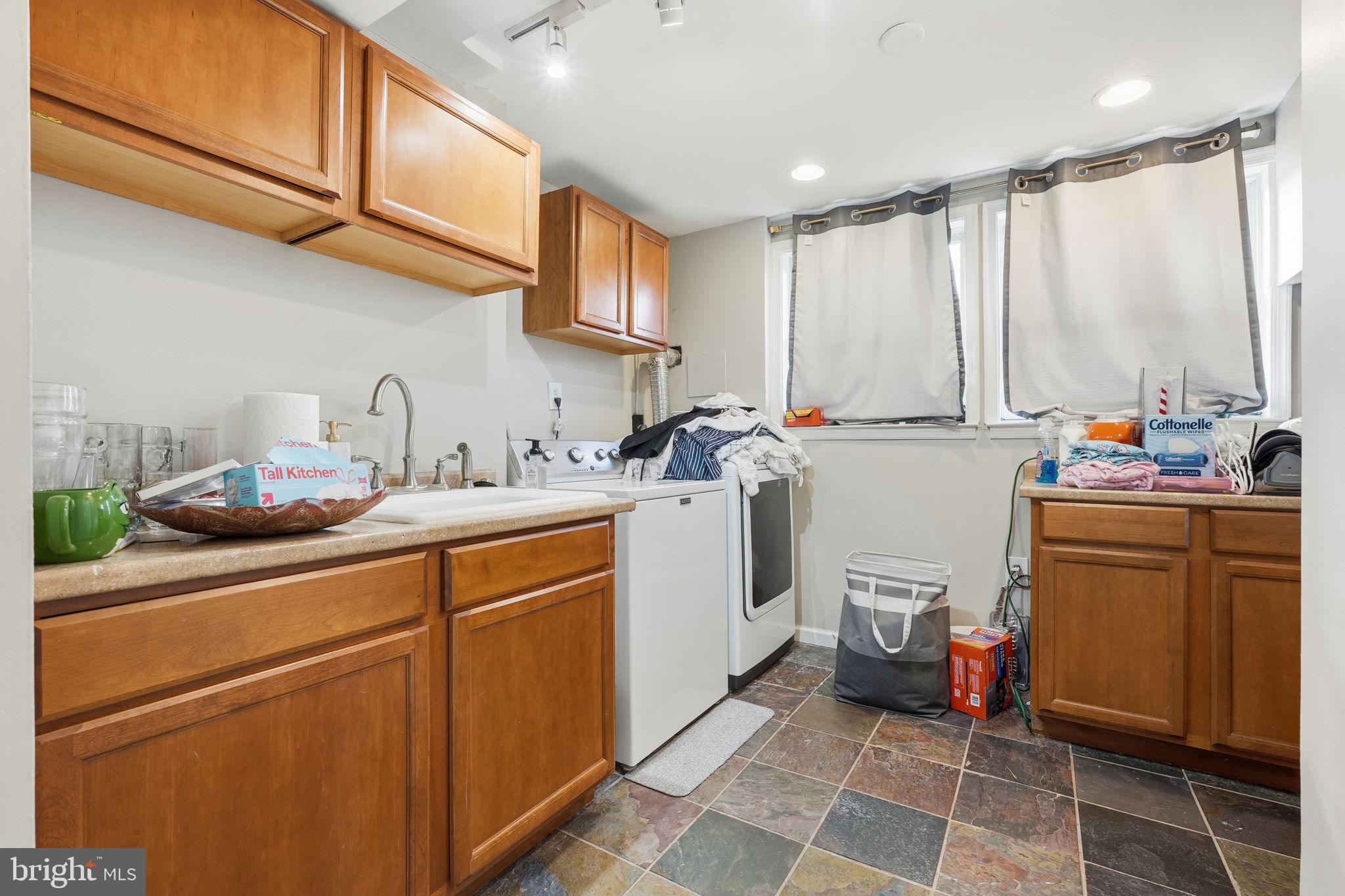 HERITAGE ESTATES - Residential