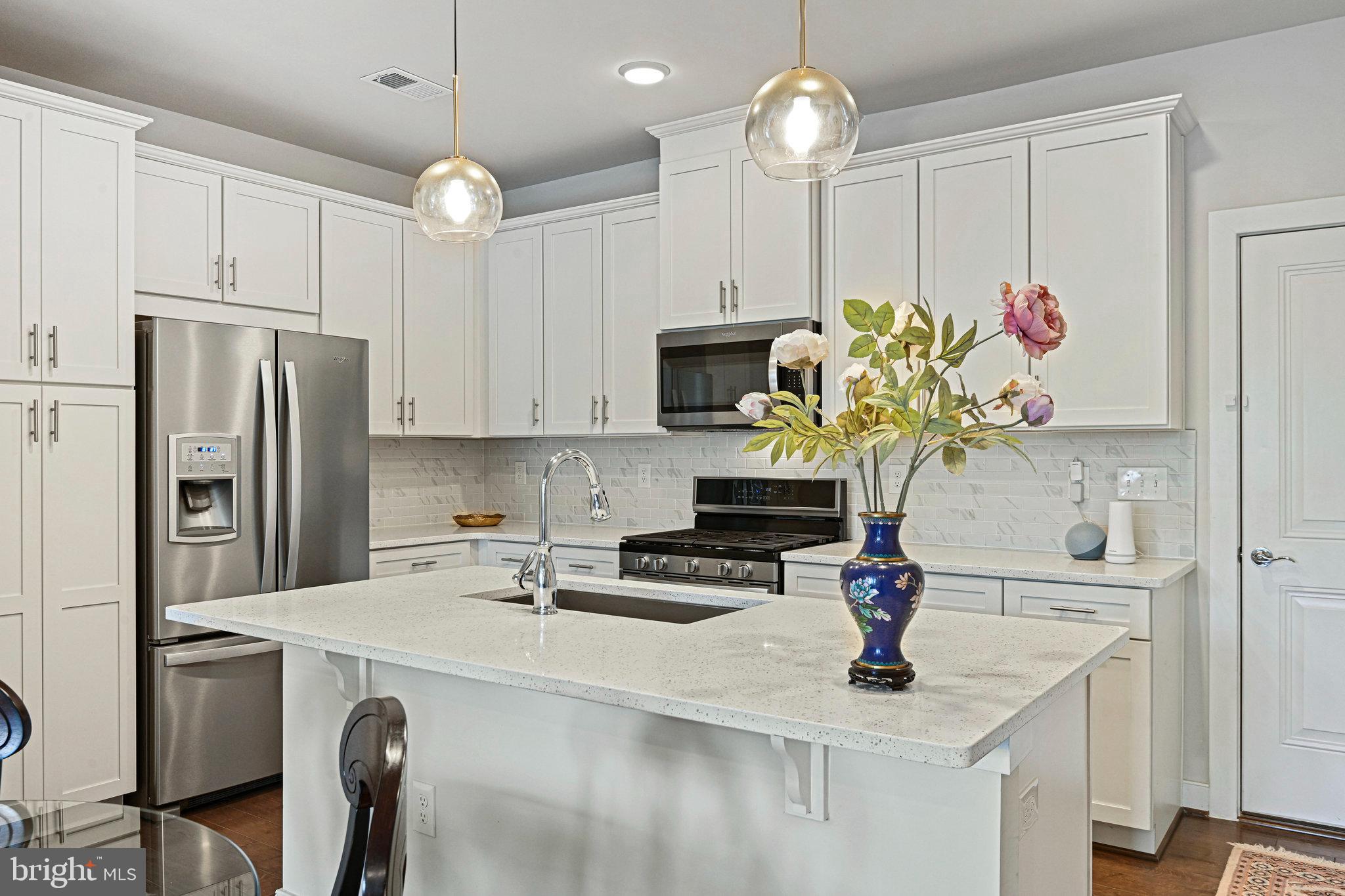 METROPARK AT ARROWBROOK - Residential Lease