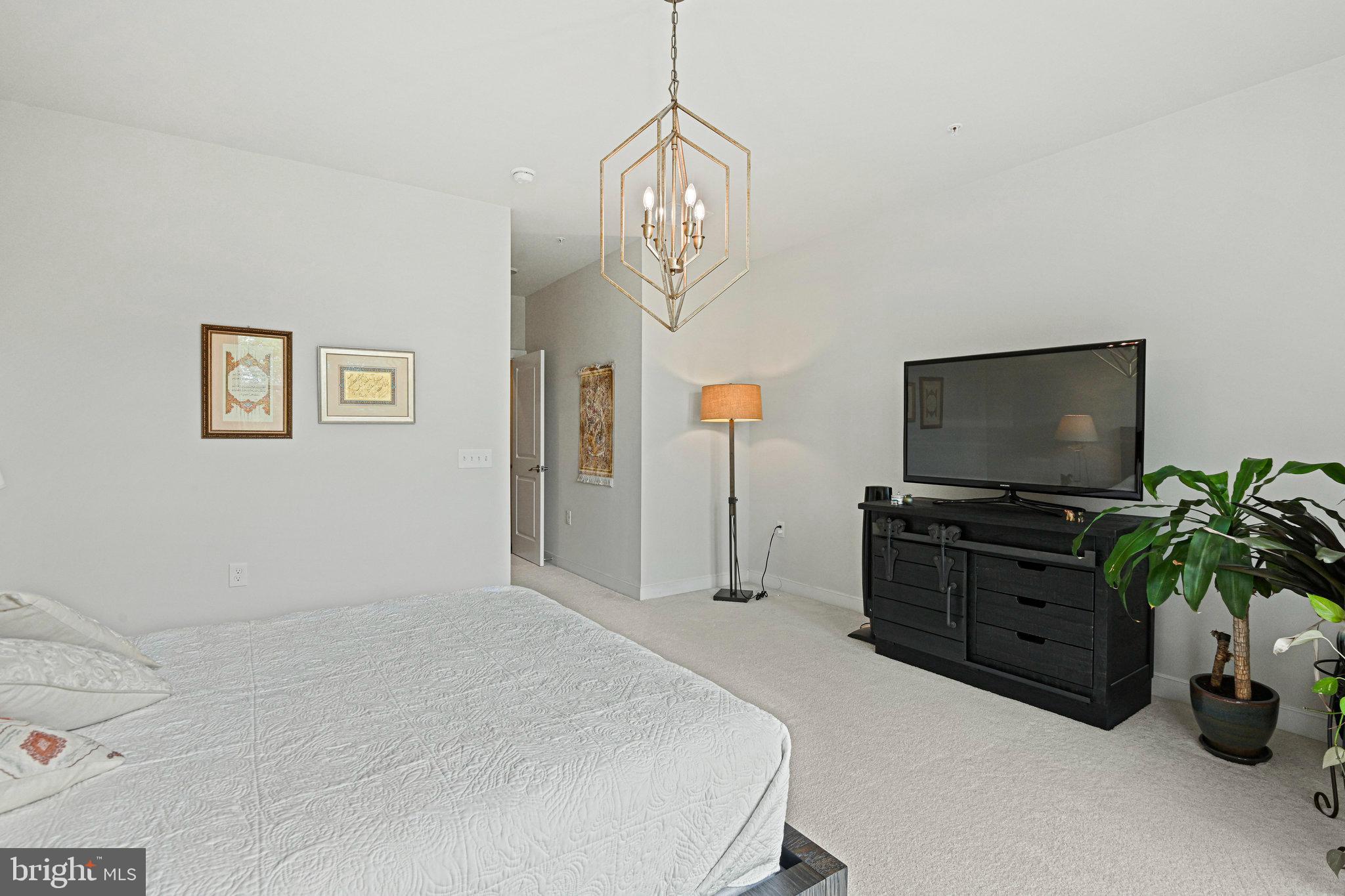 METROPARK AT ARROWBROOK - Residential Lease