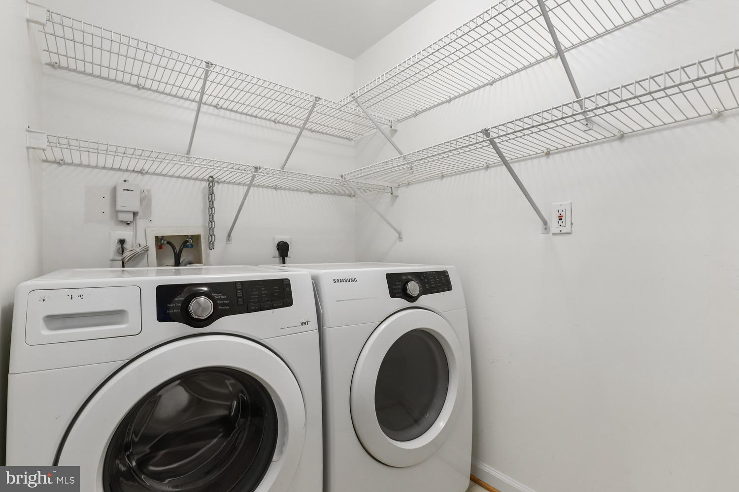 ASHBURN VILLAGE - Residential