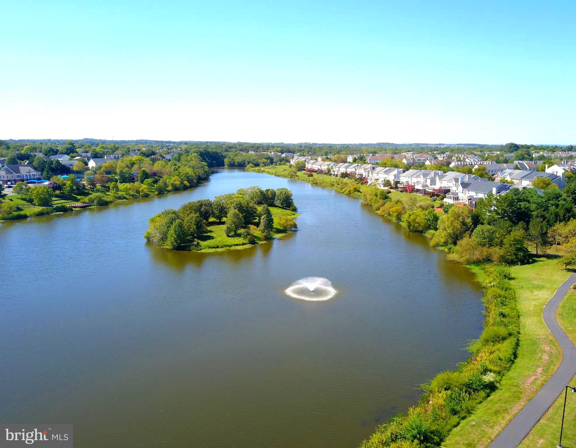 ASHBURN VILLAGE - Residential