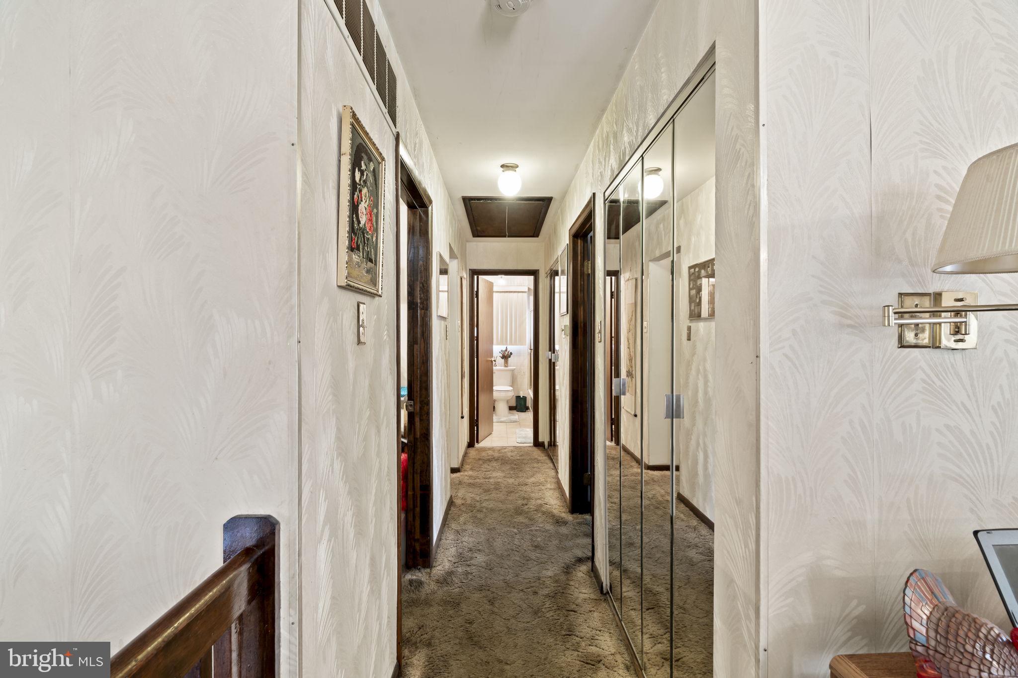 ROXBOROUGH - Residential