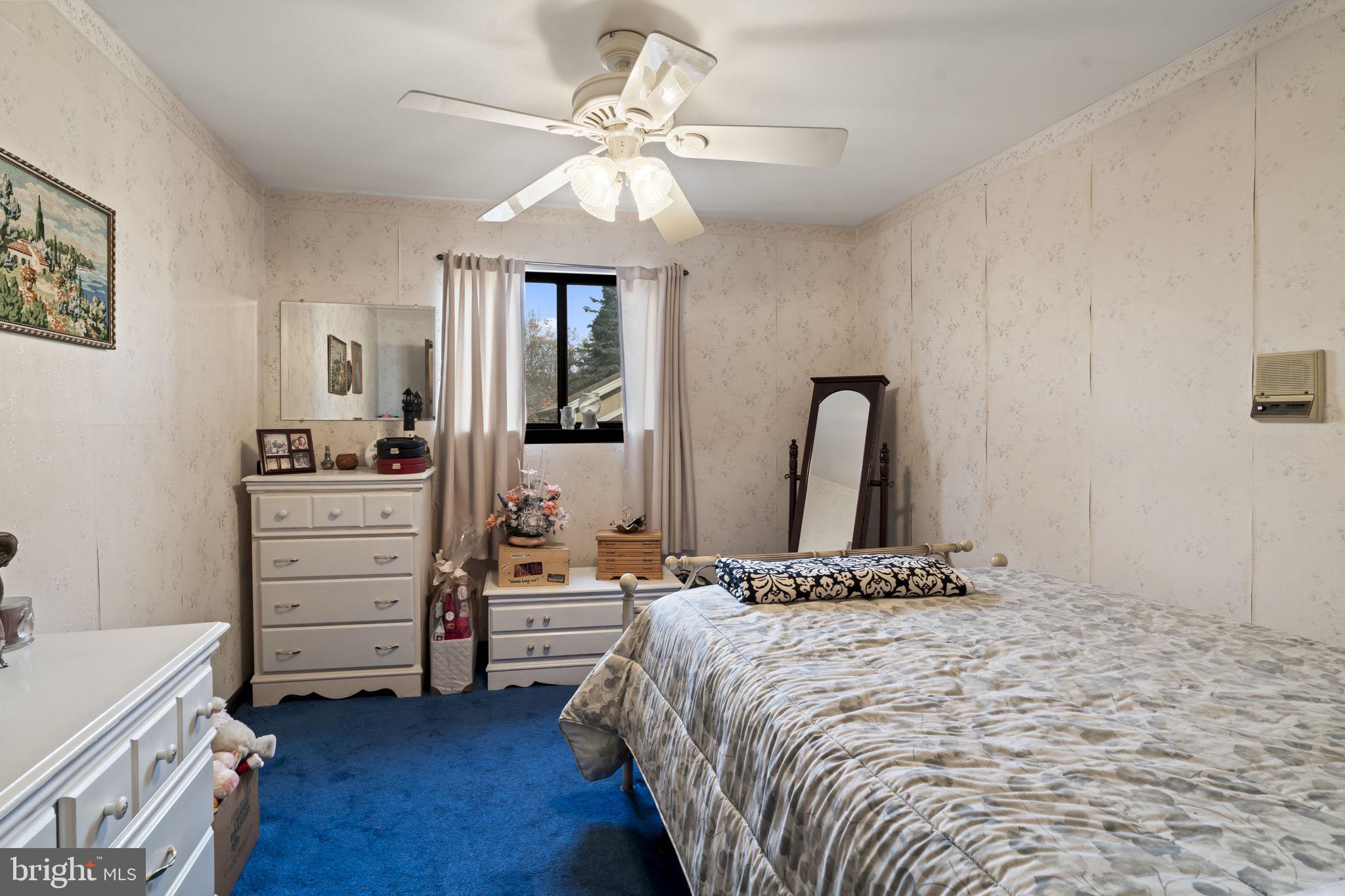 ROXBOROUGH - Residential