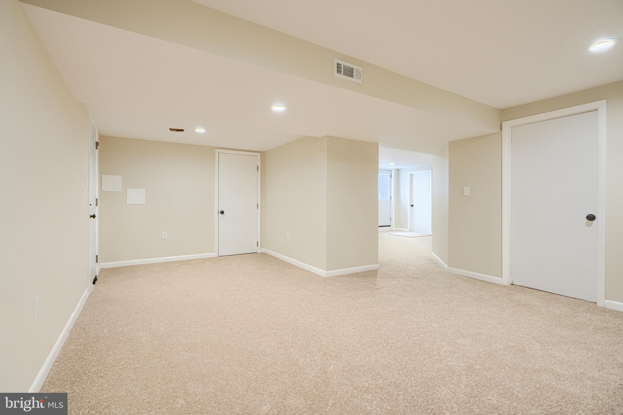 LUTHERVILLE - Residential