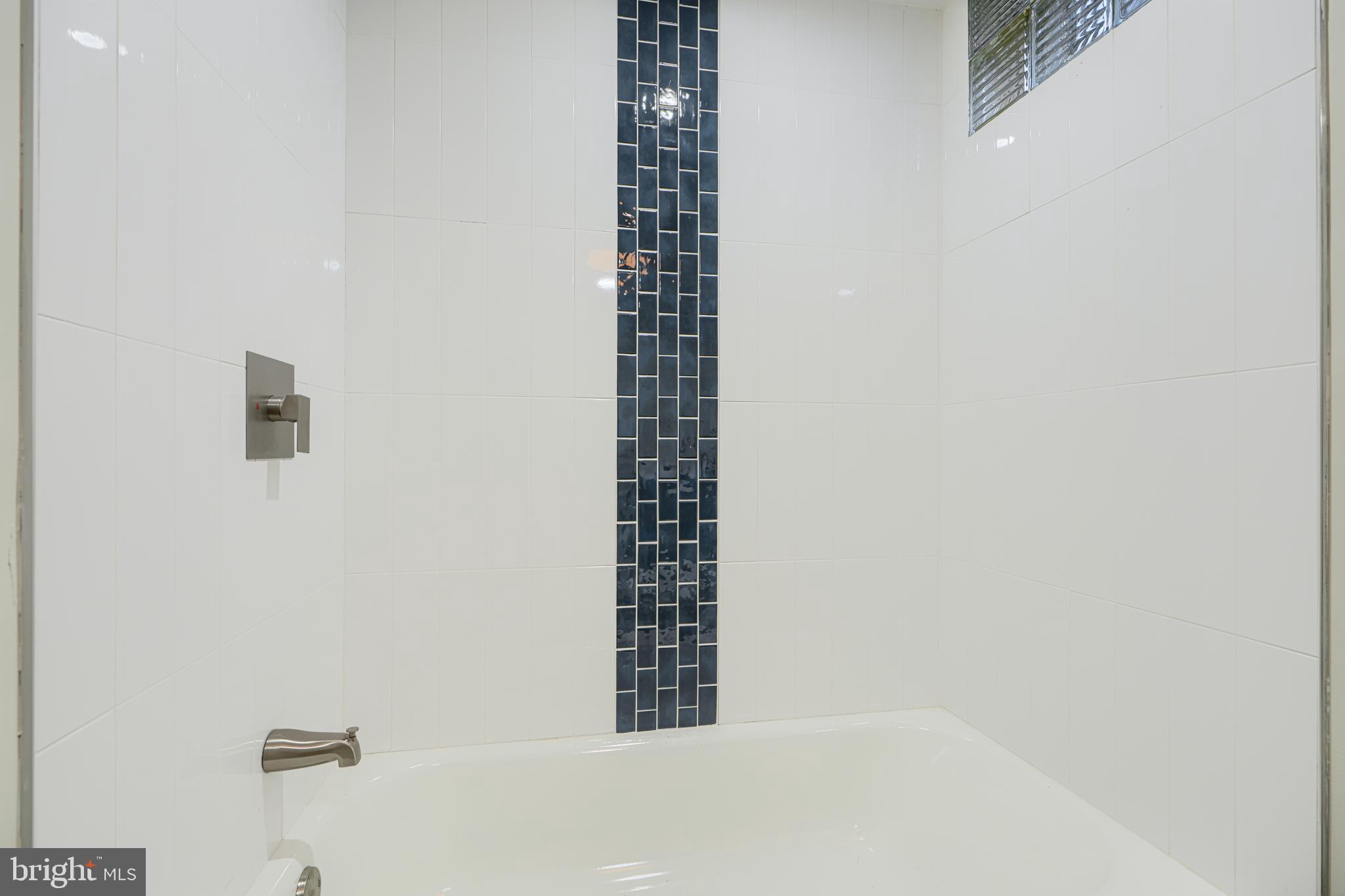 LUTHERVILLE - Residential