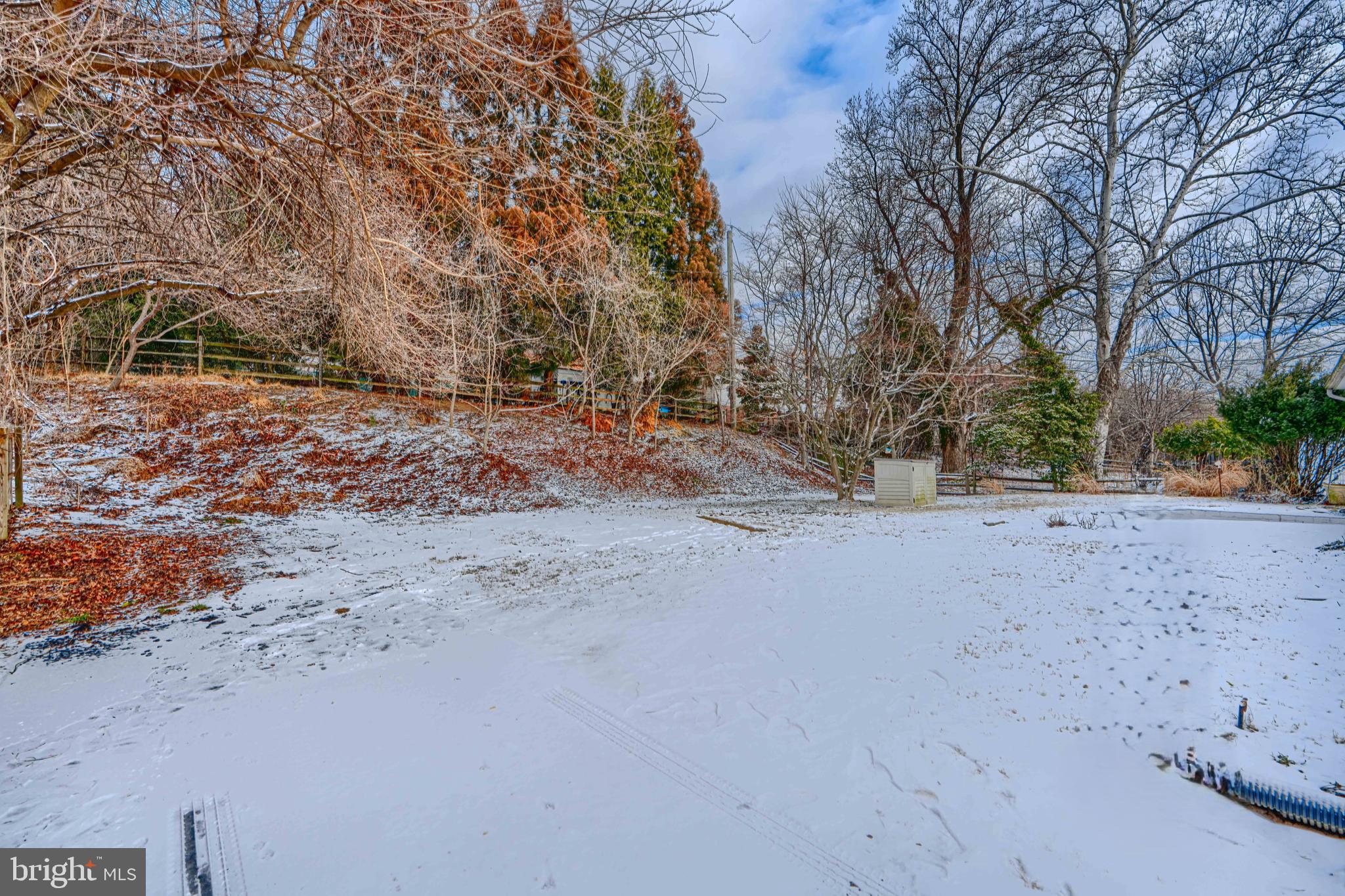 LUTHERVILLE - Residential