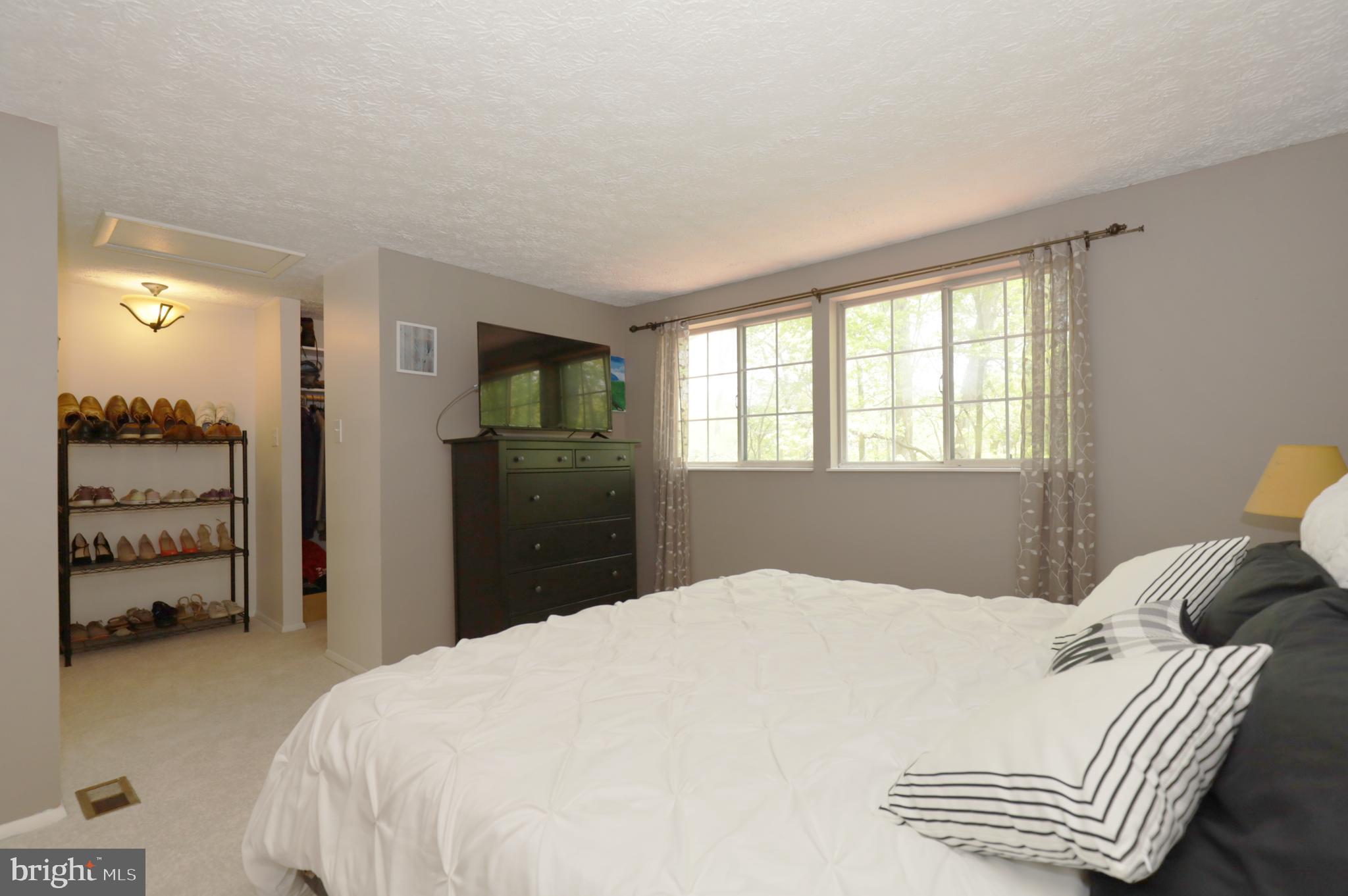 NEWINGTON FOREST - Residential Lease