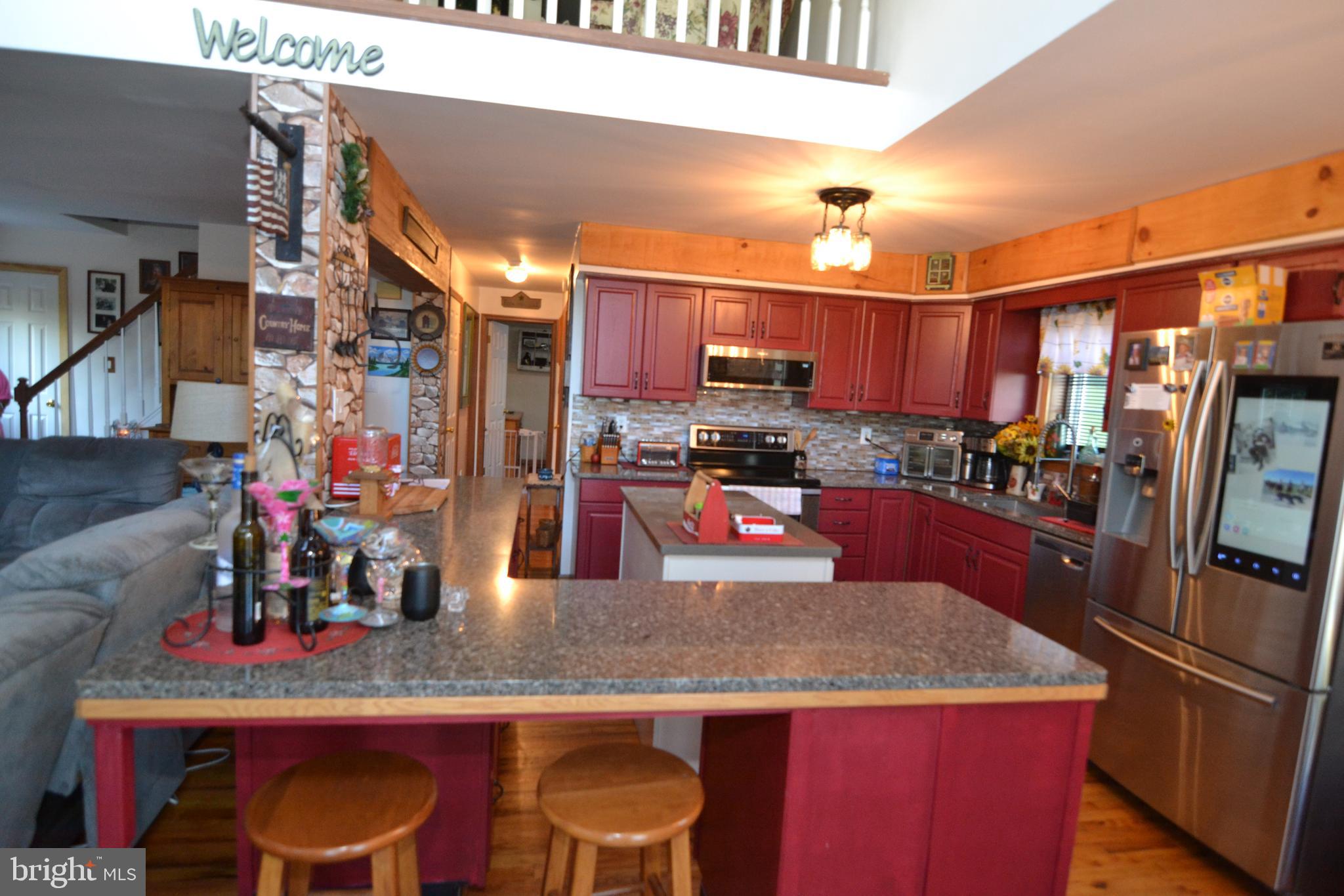 LAKE WYNONAH - Residential