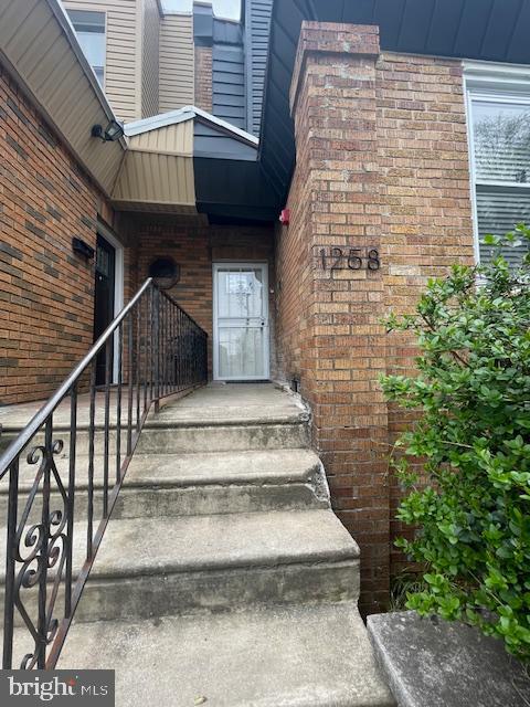 Investment for seasoned investors or house hacking opportunity for new investors: Quad with Cash Flow!
A rare chance awaits to acquire well maintained, income-generating asset at 1258 N 64th Street, in Philadelphia. Ideal for savvy investors seeking immediate cash flow on this fully occupied Quad. This turn-key quad investment boasts four units, each offering comfortable living spaces and amenities as the building was recently renovated. Conveniently situated near major public bus routes, ensuring easy access to transportation, close to city avenue and Delaware county. With two I-bedroom apartments and one 2-bedroom apartment and one 3-bedroom apartment, this property offers diverse rental options and income streams. Don't miss out on this amazing investment opportunity. Whether you're an experienced investor or looking to start your own investment portfolio, contact me today for more information or to schedule a viewing. Video walkthrough available upon request.