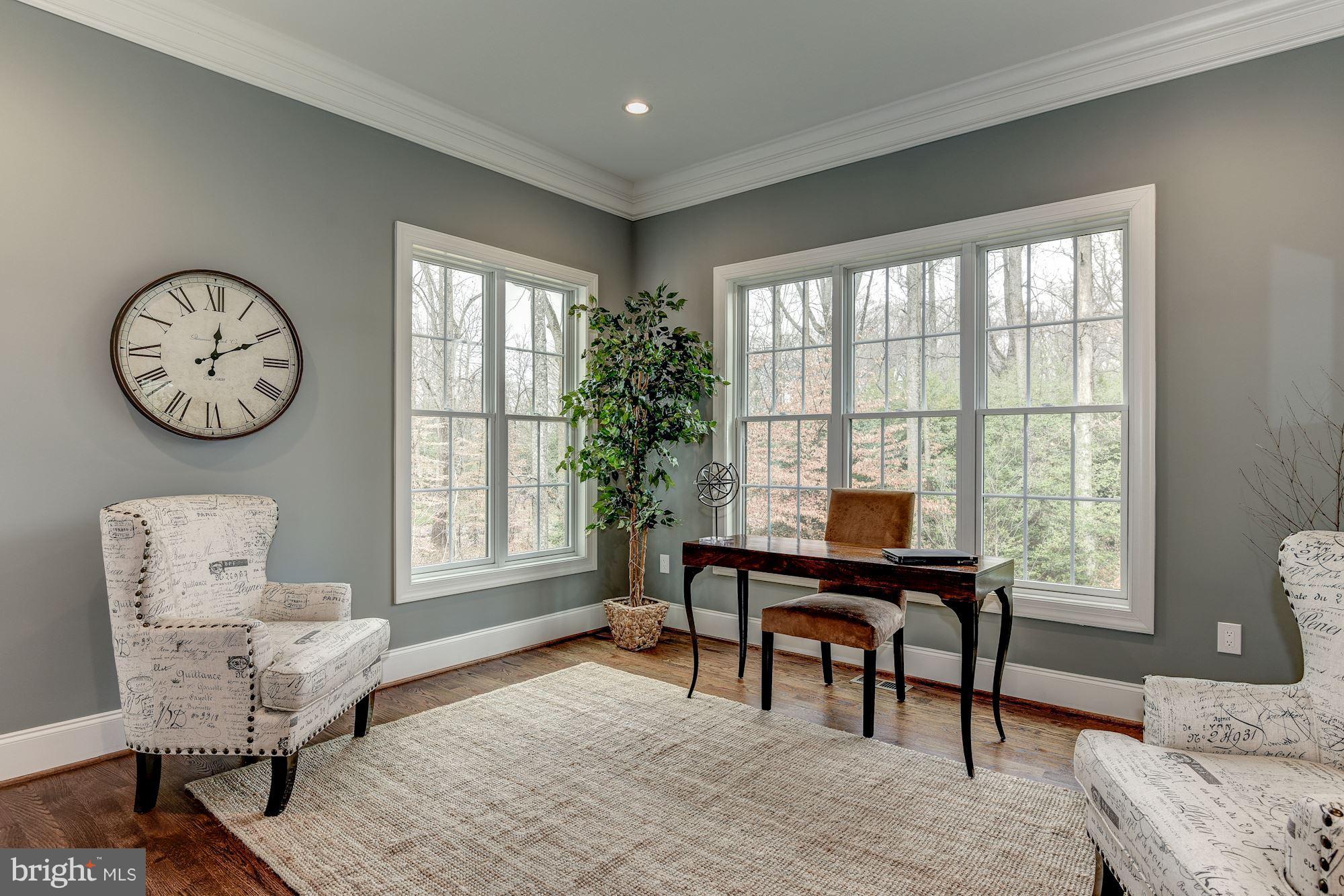 POTOMAC OUTSIDE - Residential