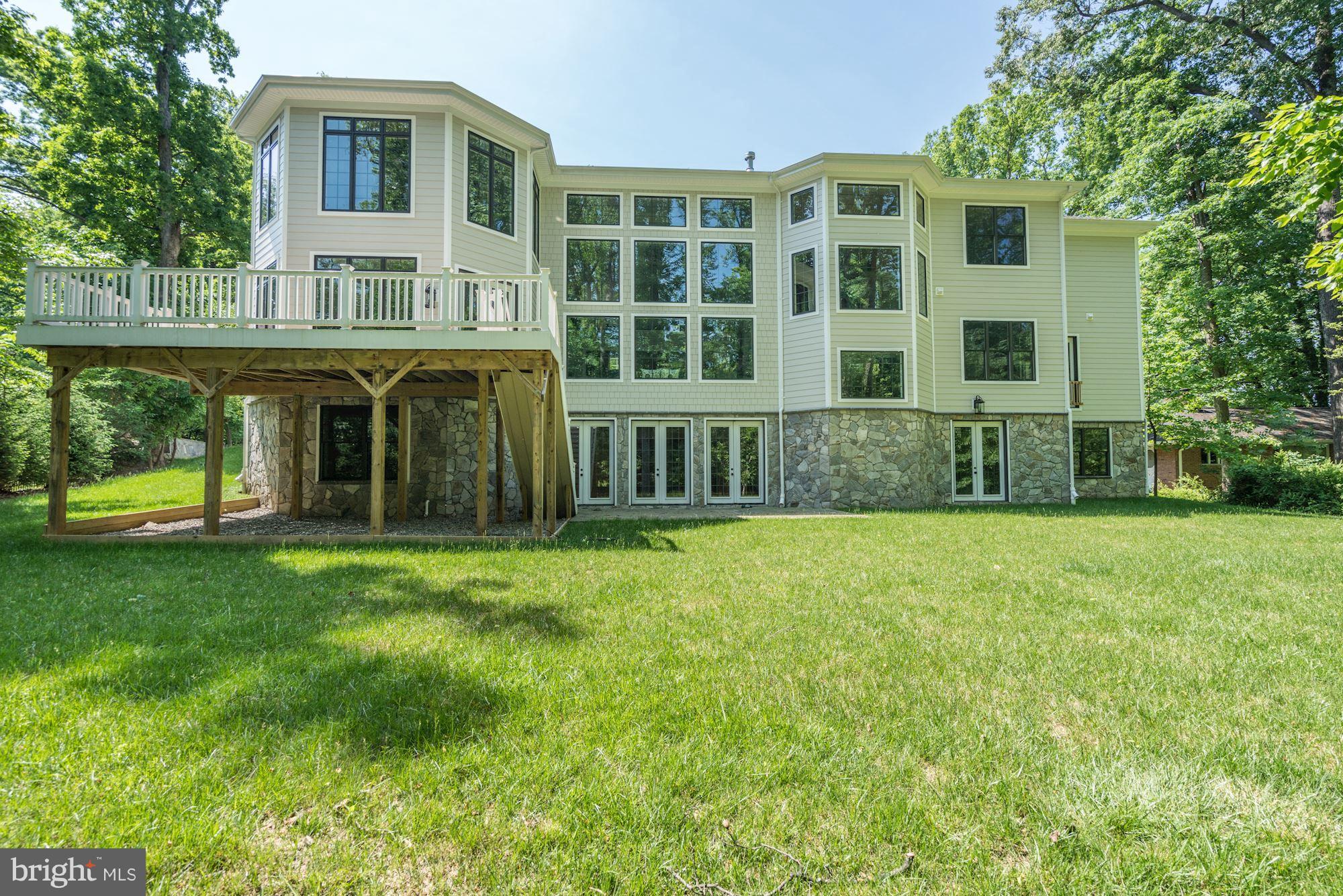 POTOMAC OUTSIDE - Residential