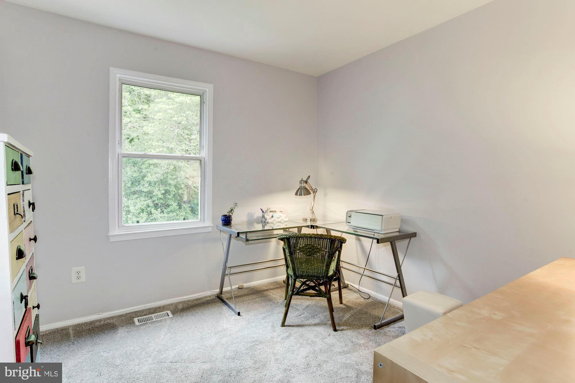 NEWINGTON STATION - Residential