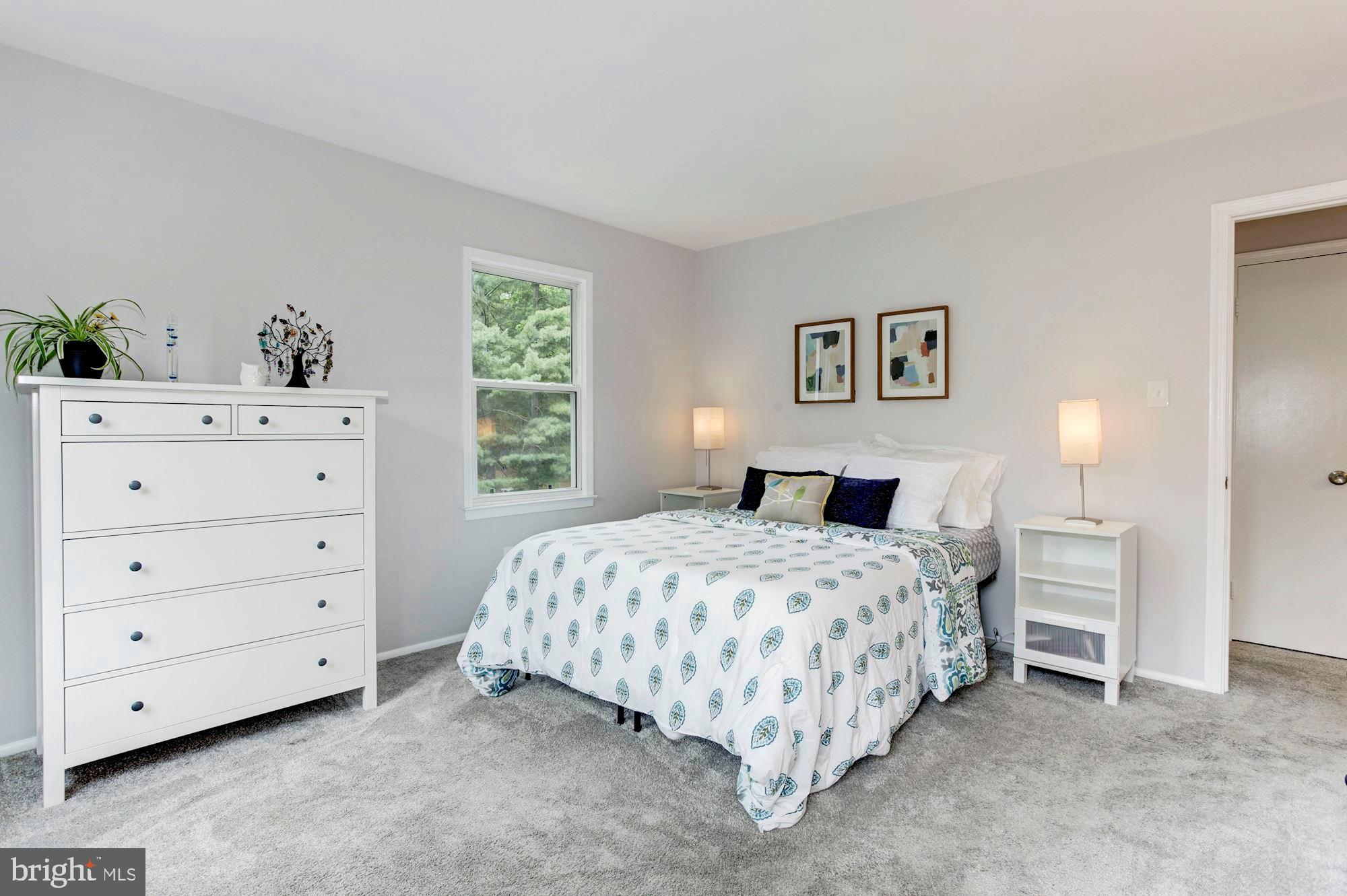 NEWINGTON STATION - Residential