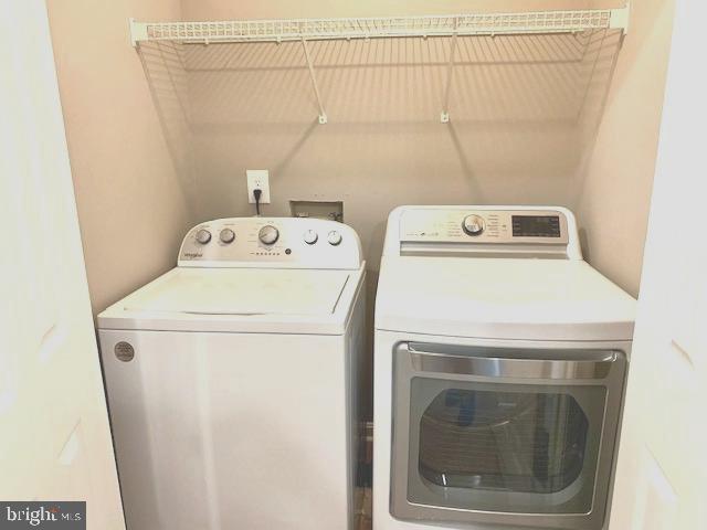 BREEZEWOOD FOREST - Residential Lease