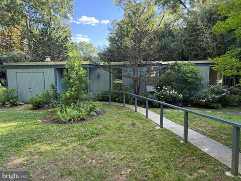 Homes For Rent - 2111 Mason Hill Drive<br/> ALEXANDRIA, VA 22306