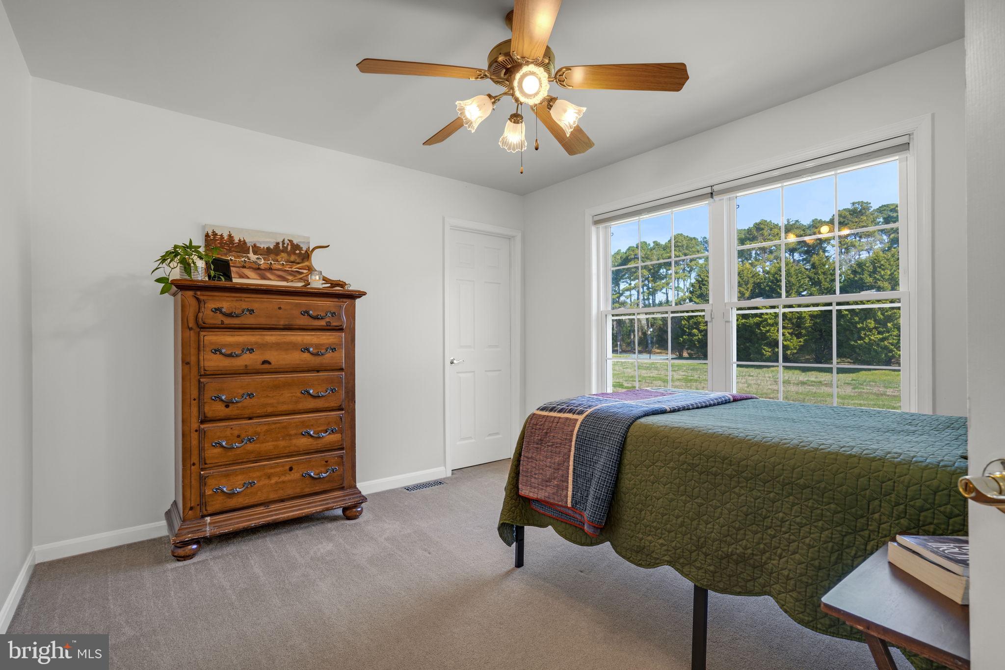 EAGLE SOUND ESTATE - Residential