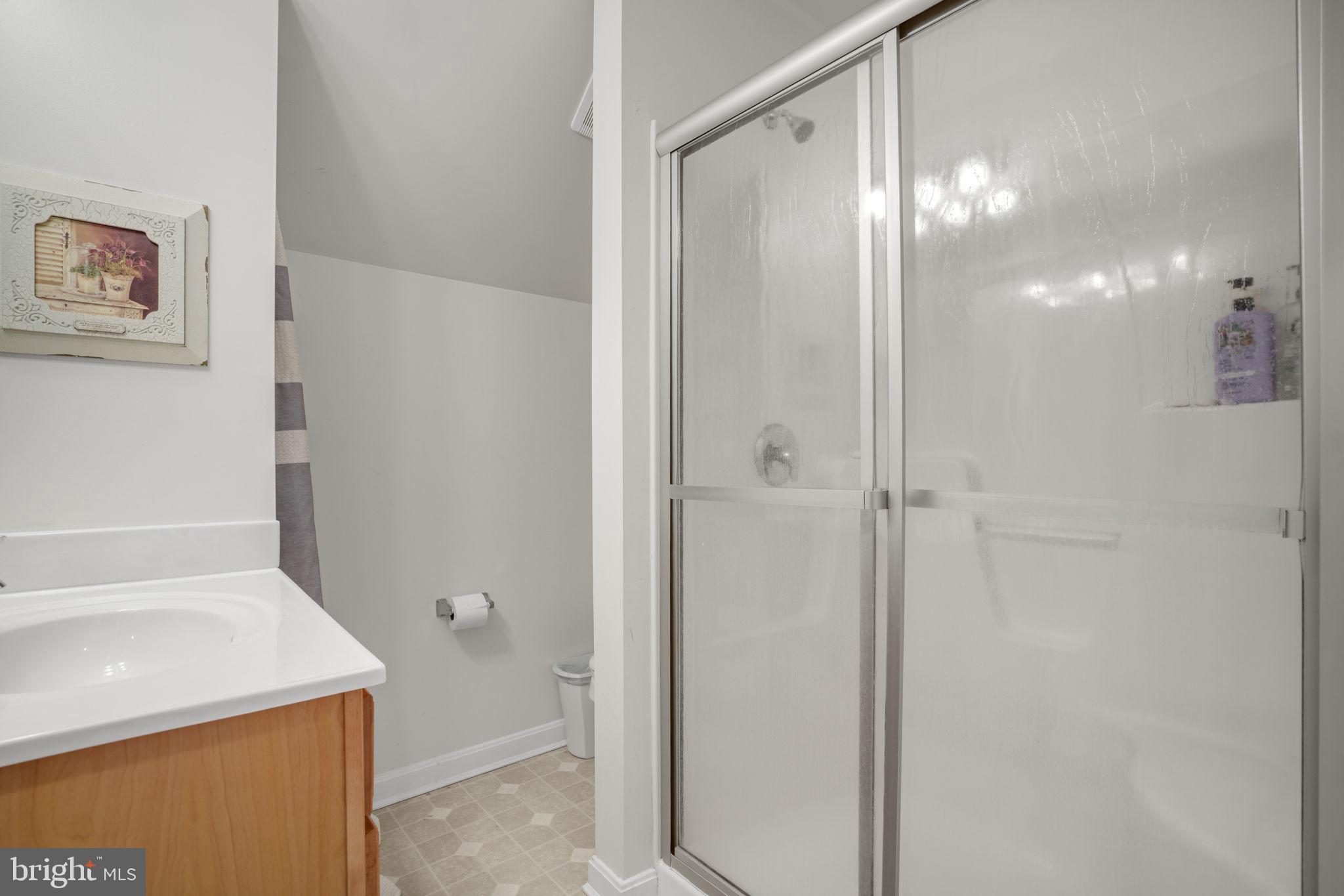 EAGLE SOUND ESTATE - Residential