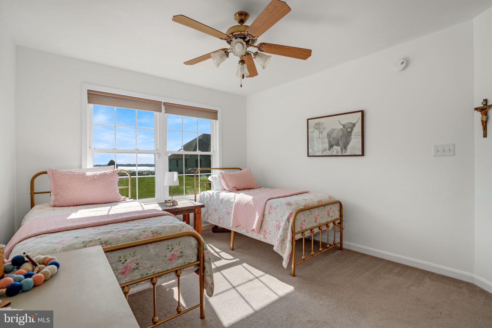 EAGLE SOUND ESTATE - Residential