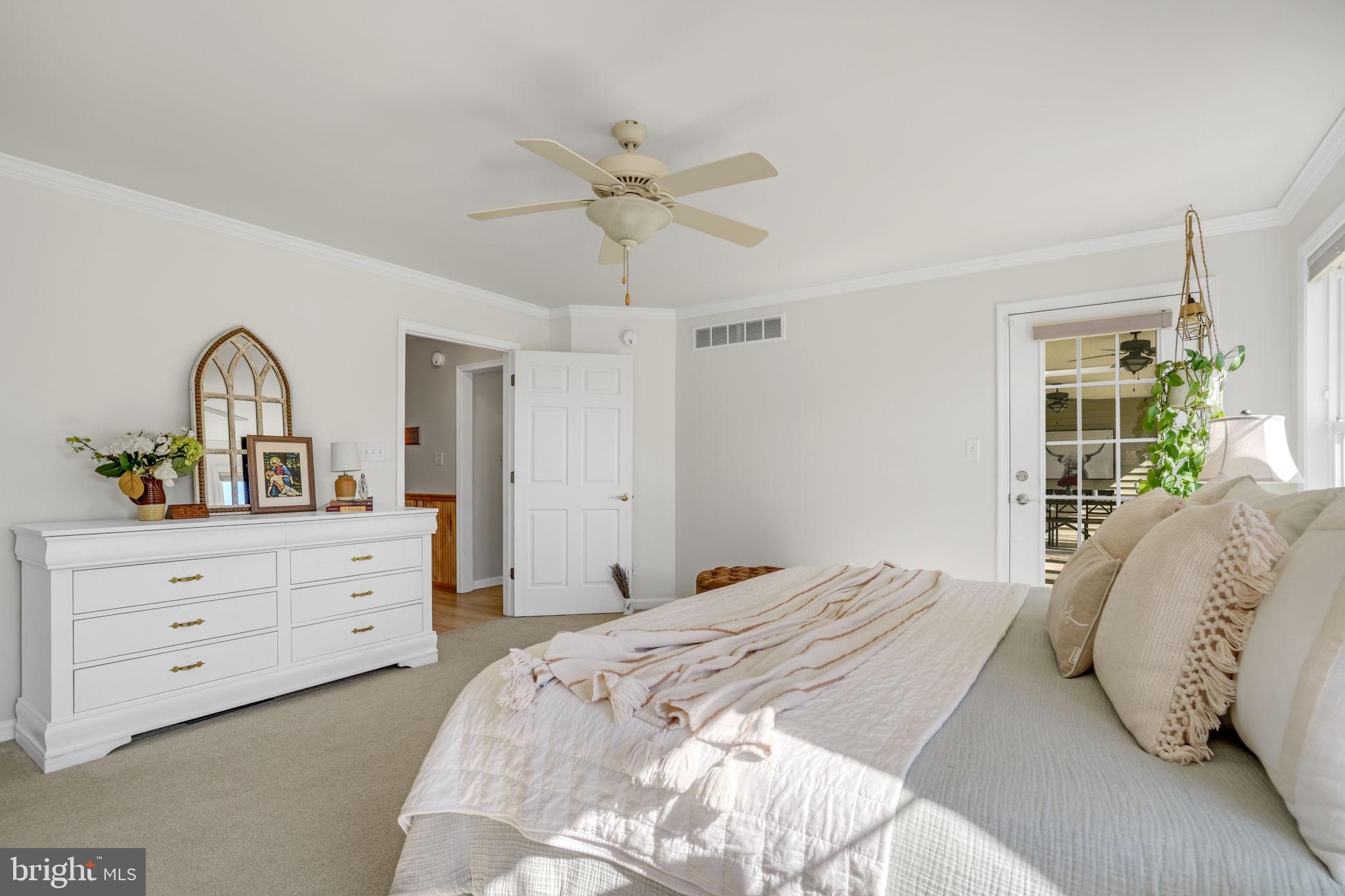 EAGLE SOUND ESTATE - Residential