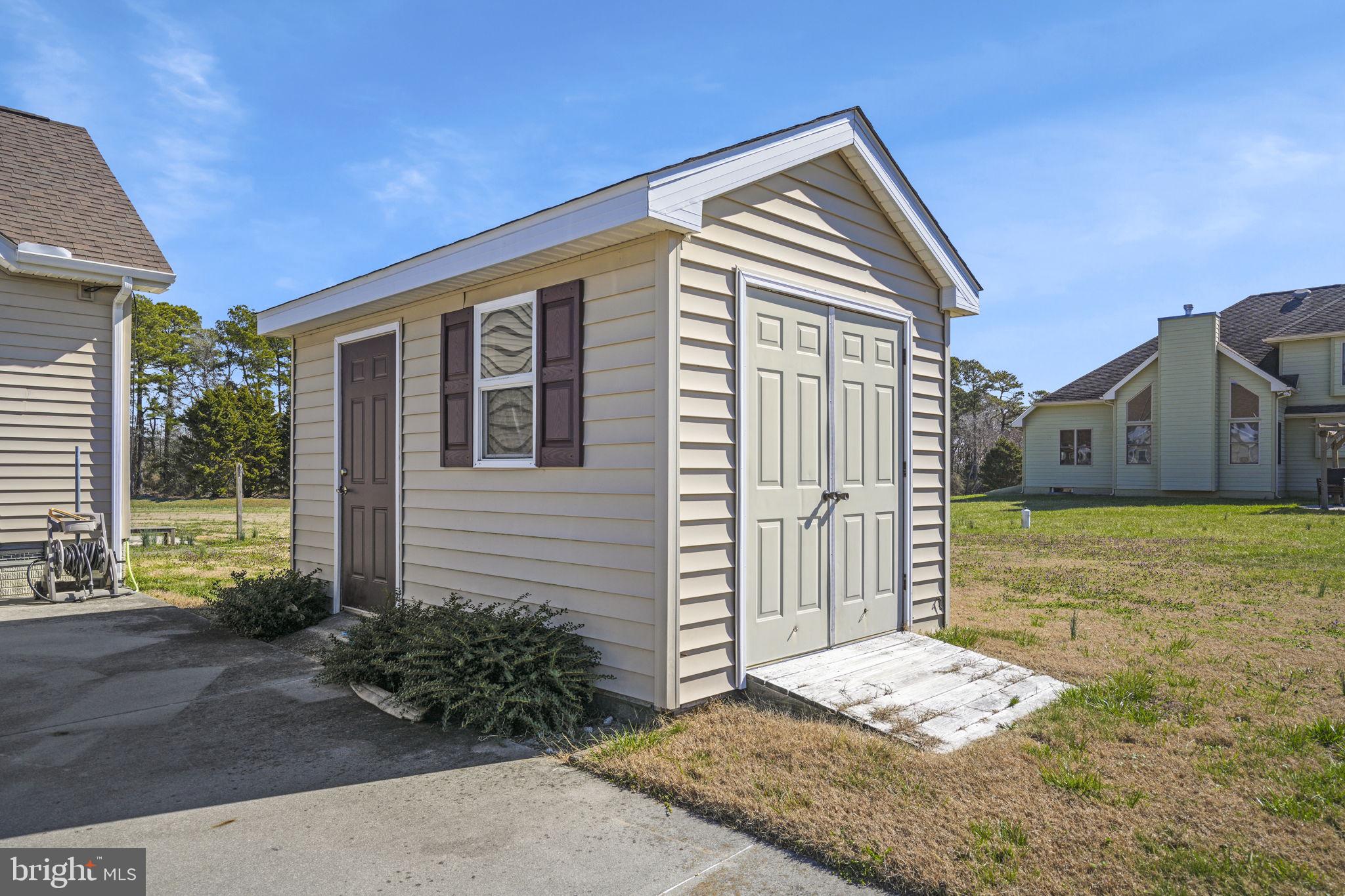EAGLE SOUND ESTATE - Residential
