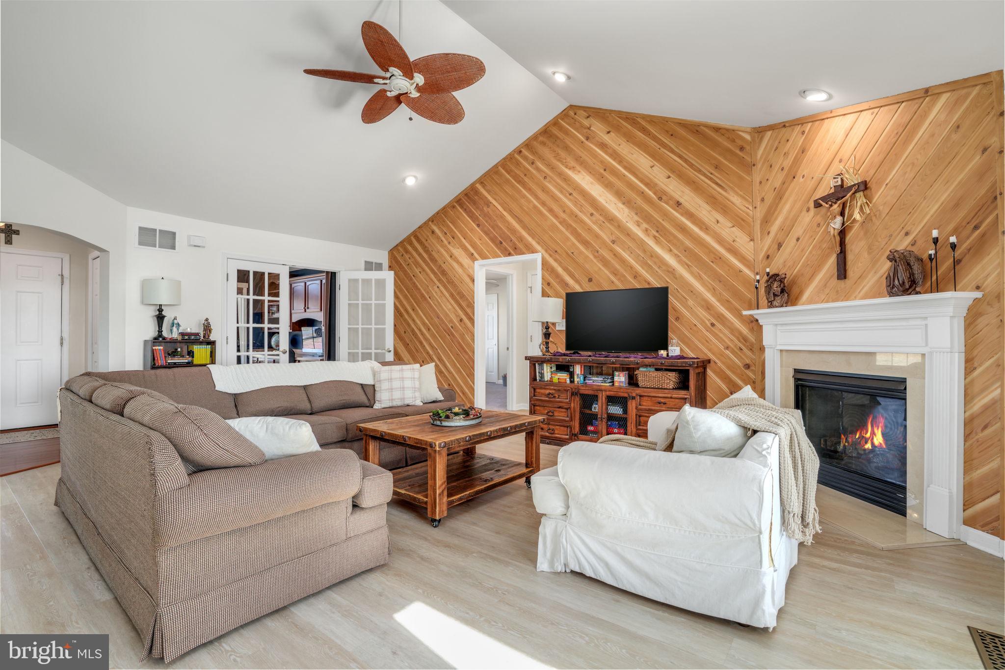 EAGLE SOUND ESTATE - Residential