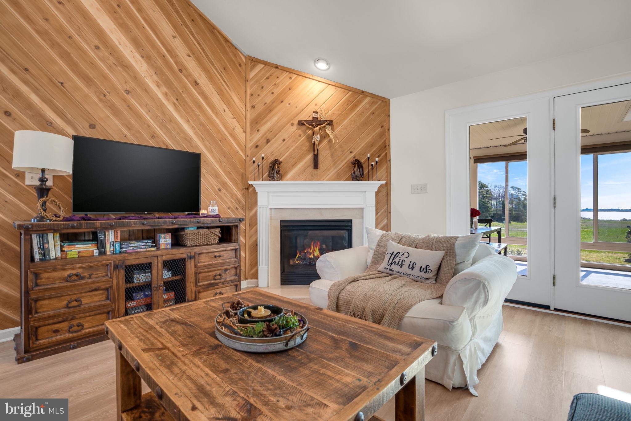 EAGLE SOUND ESTATE - Residential