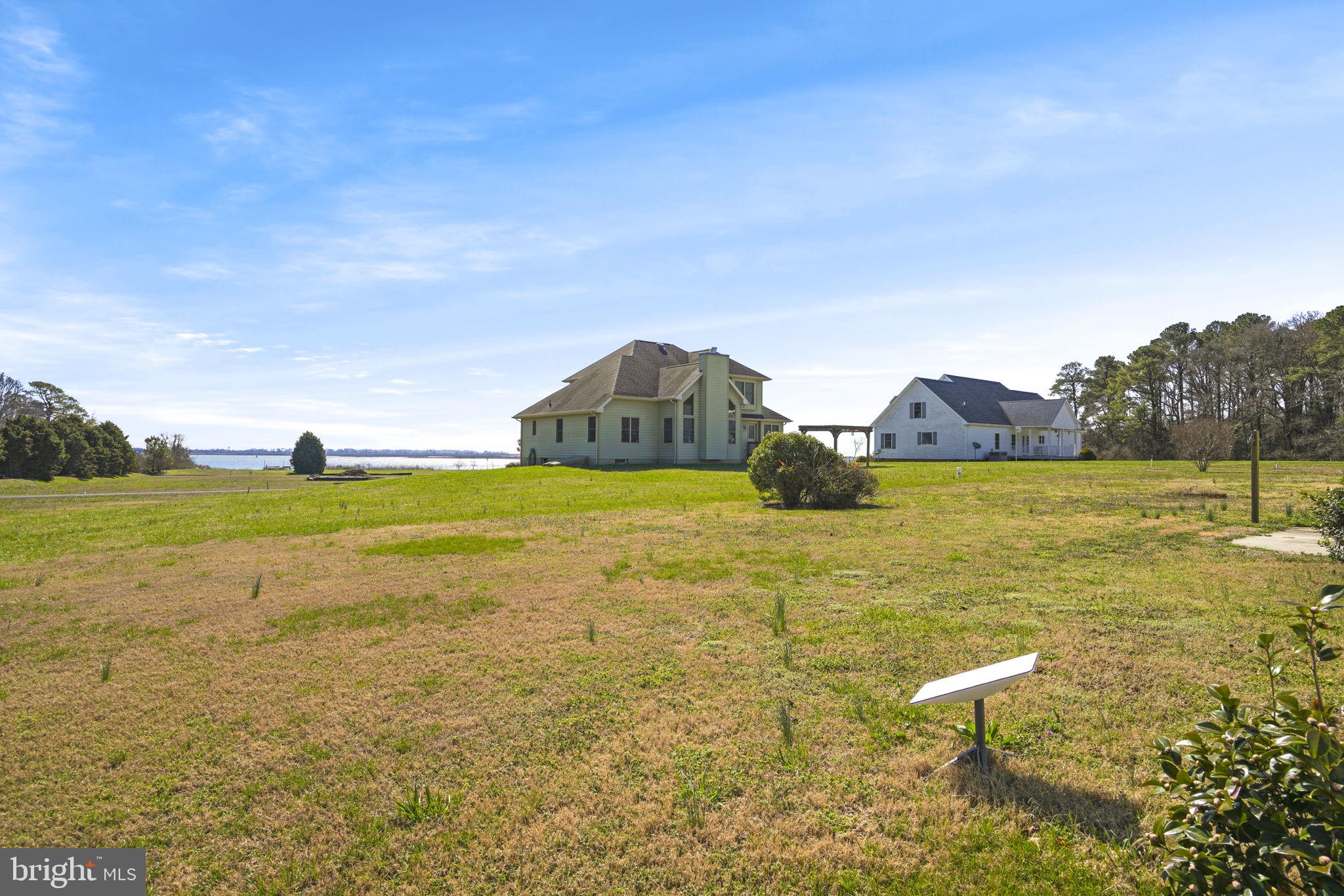 EAGLE SOUND ESTATE - Residential
