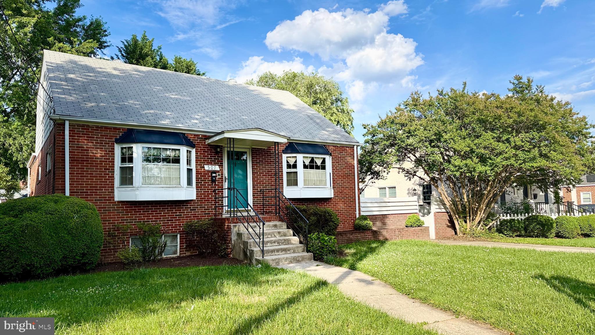 507 HARDING DRIVE