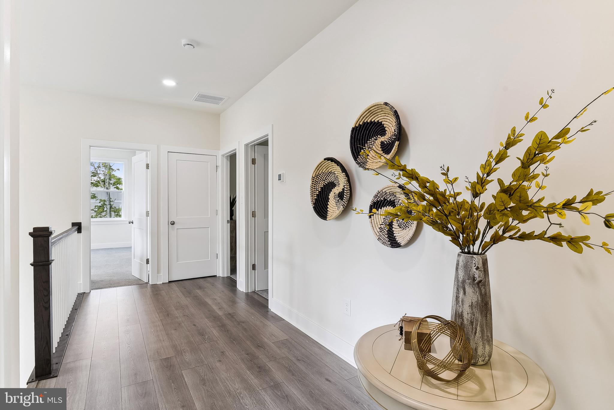 FAIRVIEW MANOR - Residential