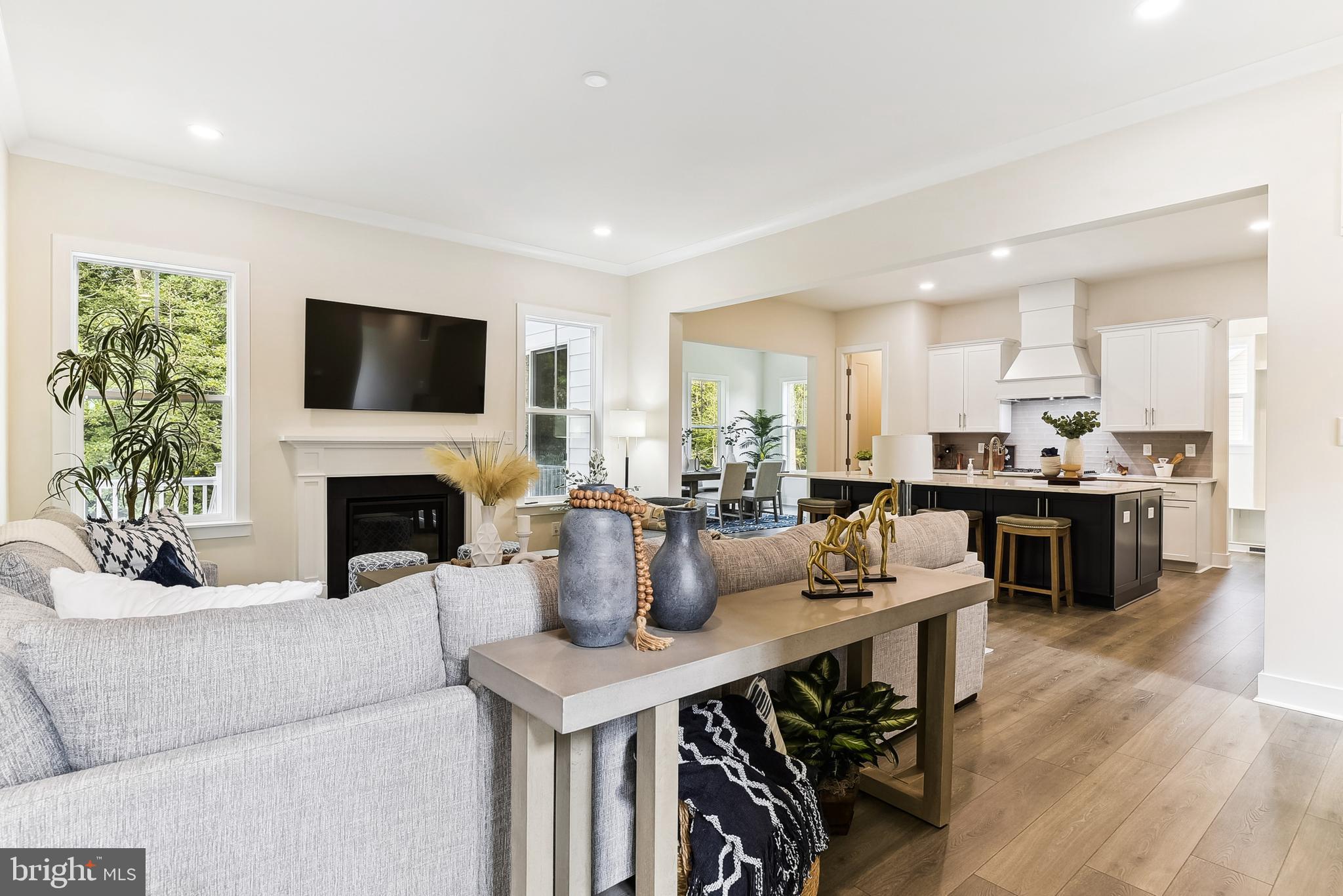 FAIRVIEW MANOR - Residential