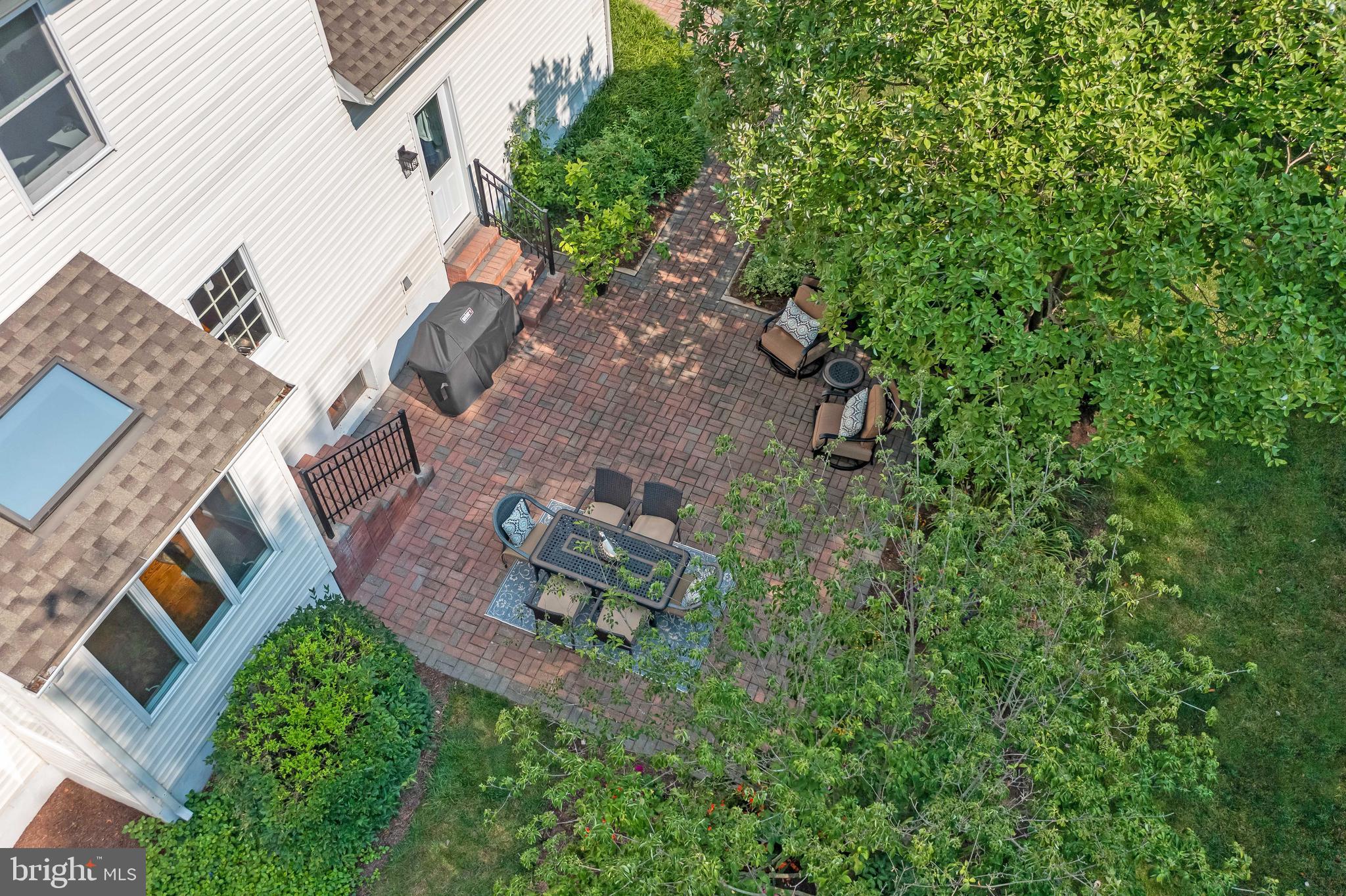 WILLOWDALE CROSSIN - Residential