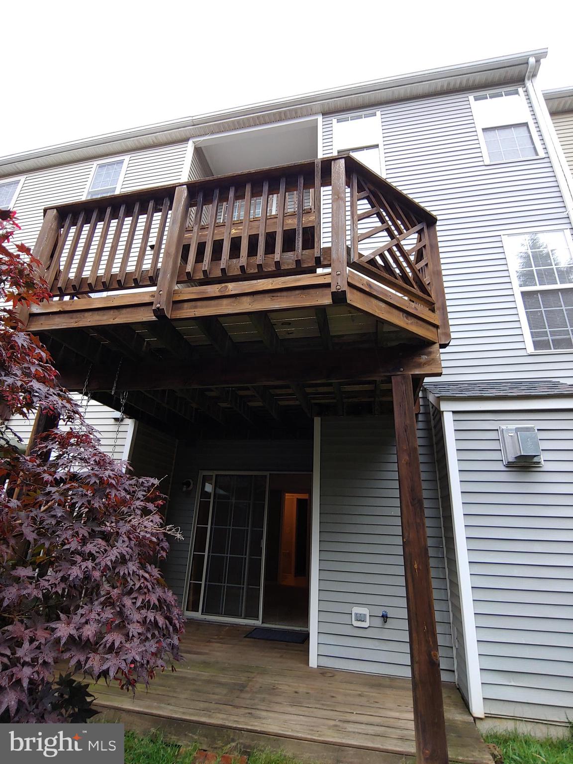 CROFTON VILLAGE - Residential Lease