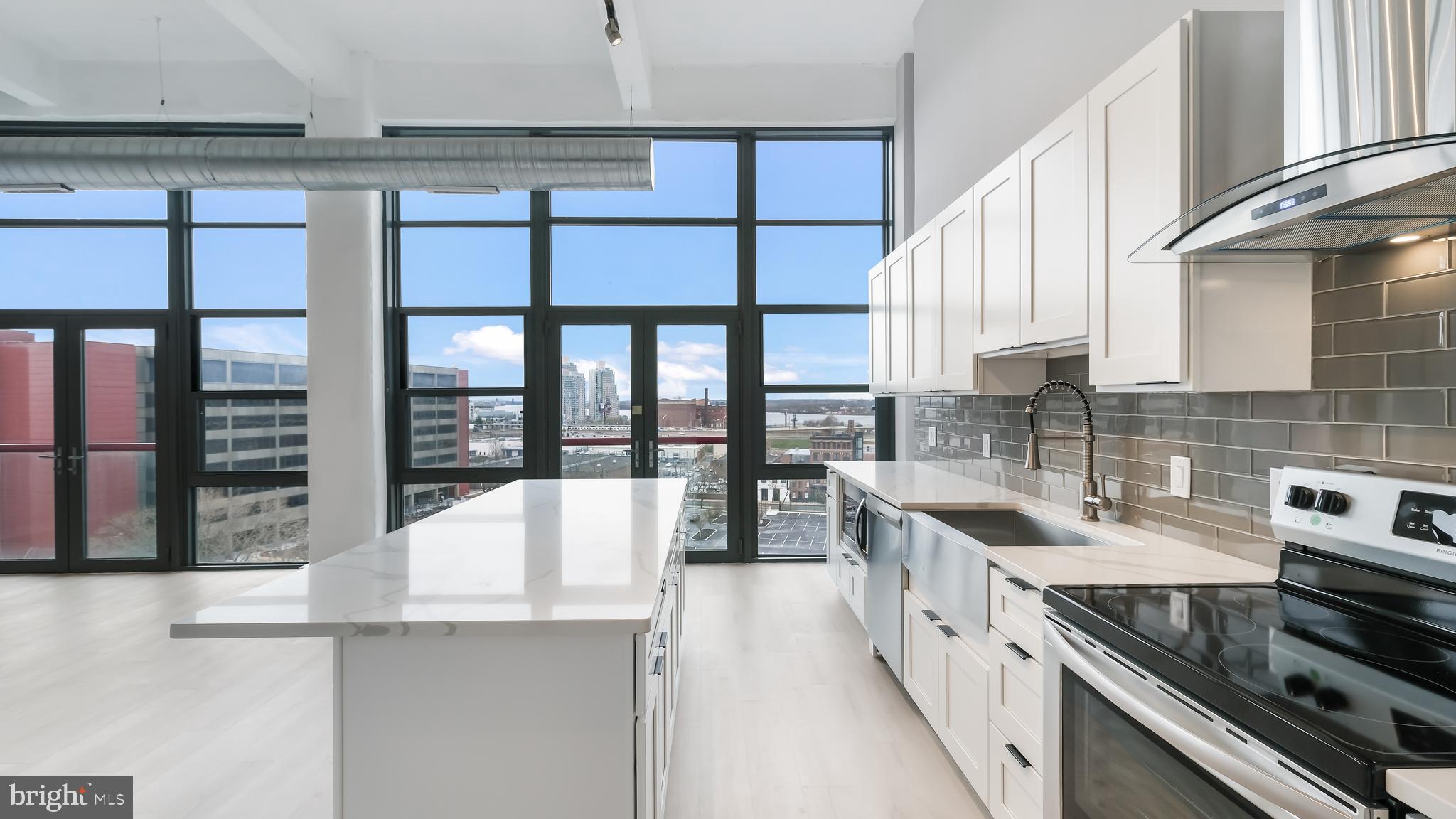 444 N 4TH STREET 818