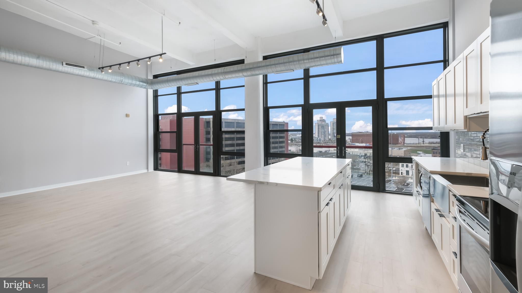 444 N 4TH STREET 818
