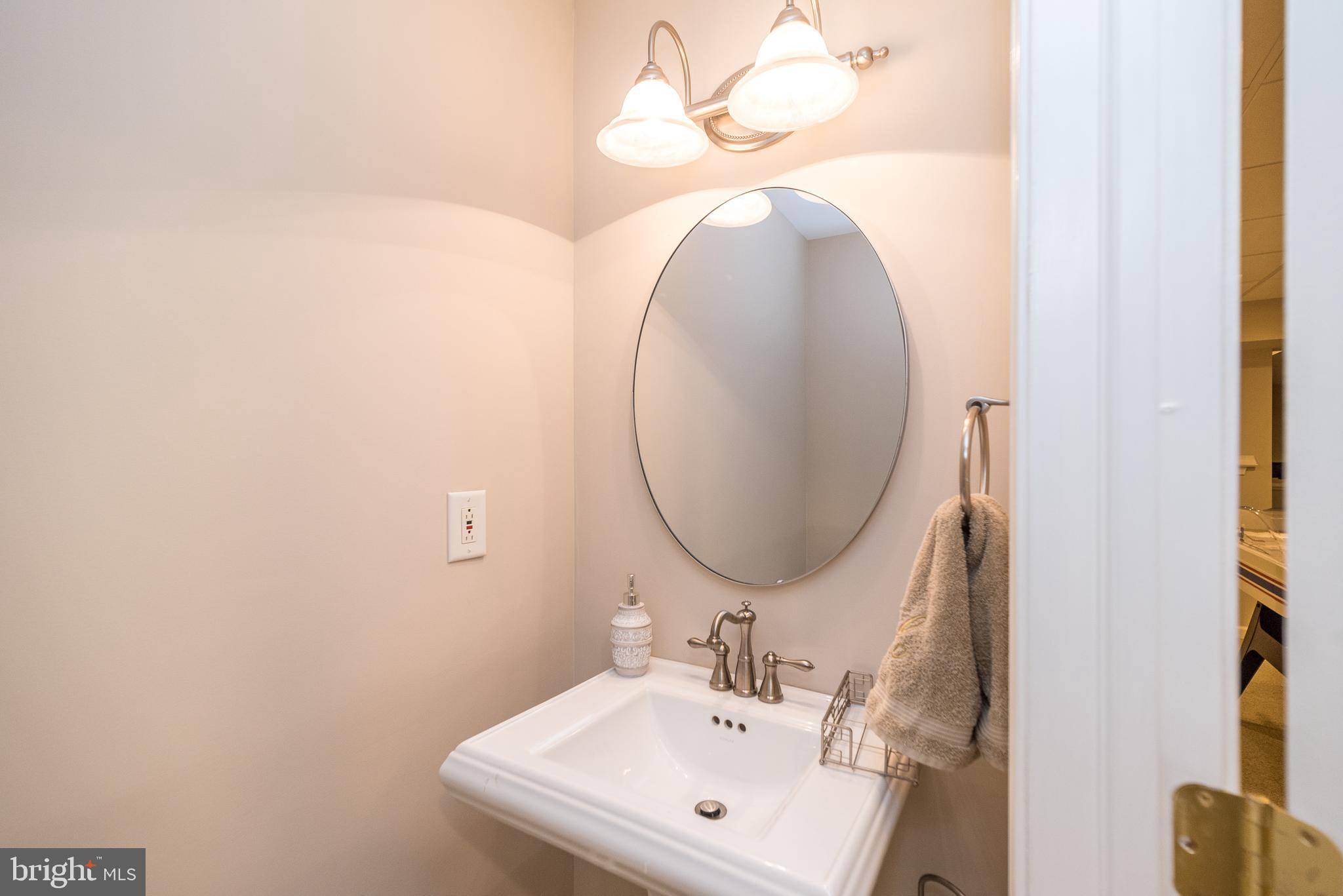 GWYNEDD HILL - Residential