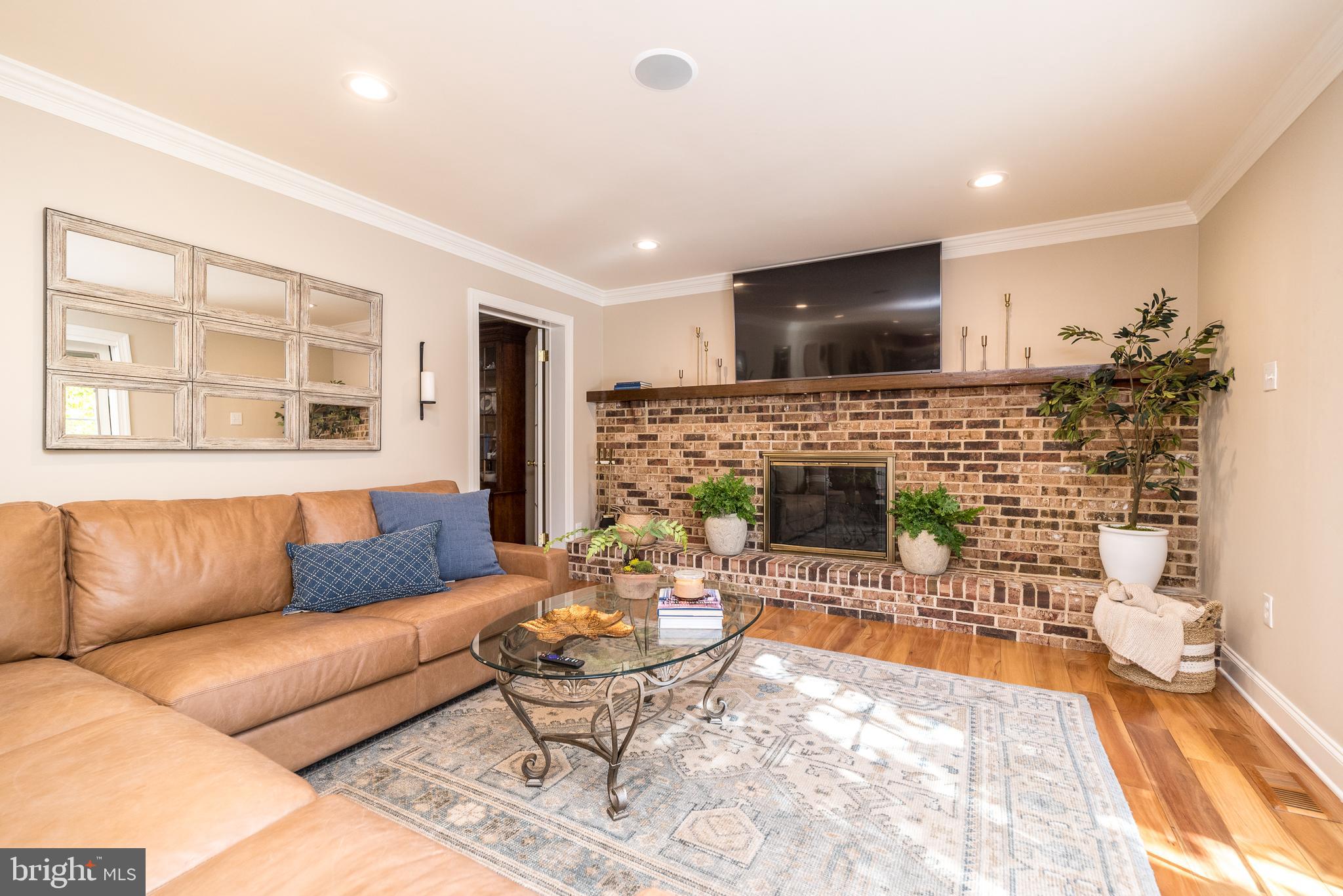 GWYNEDD HILL - Residential