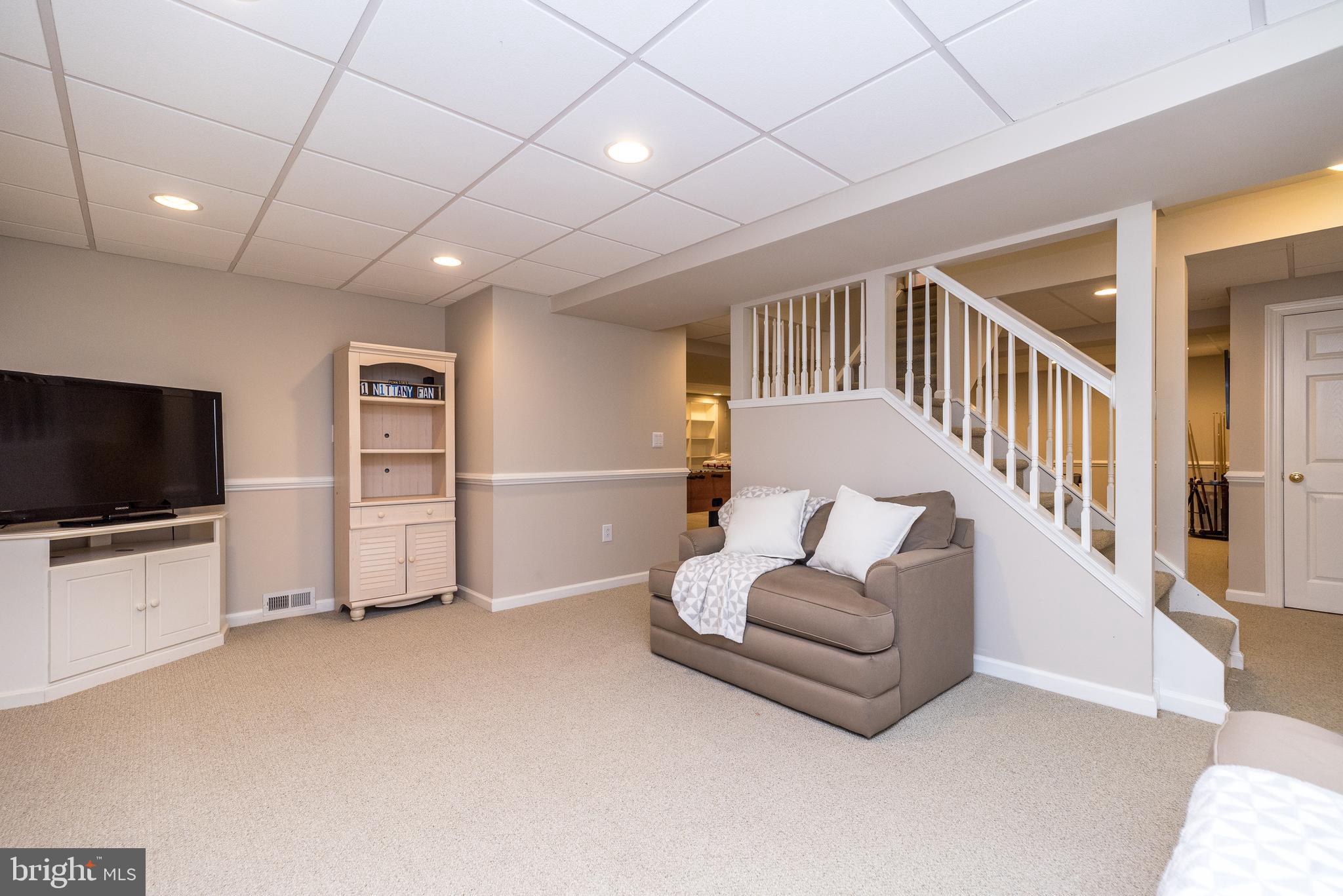 GWYNEDD HILL - Residential