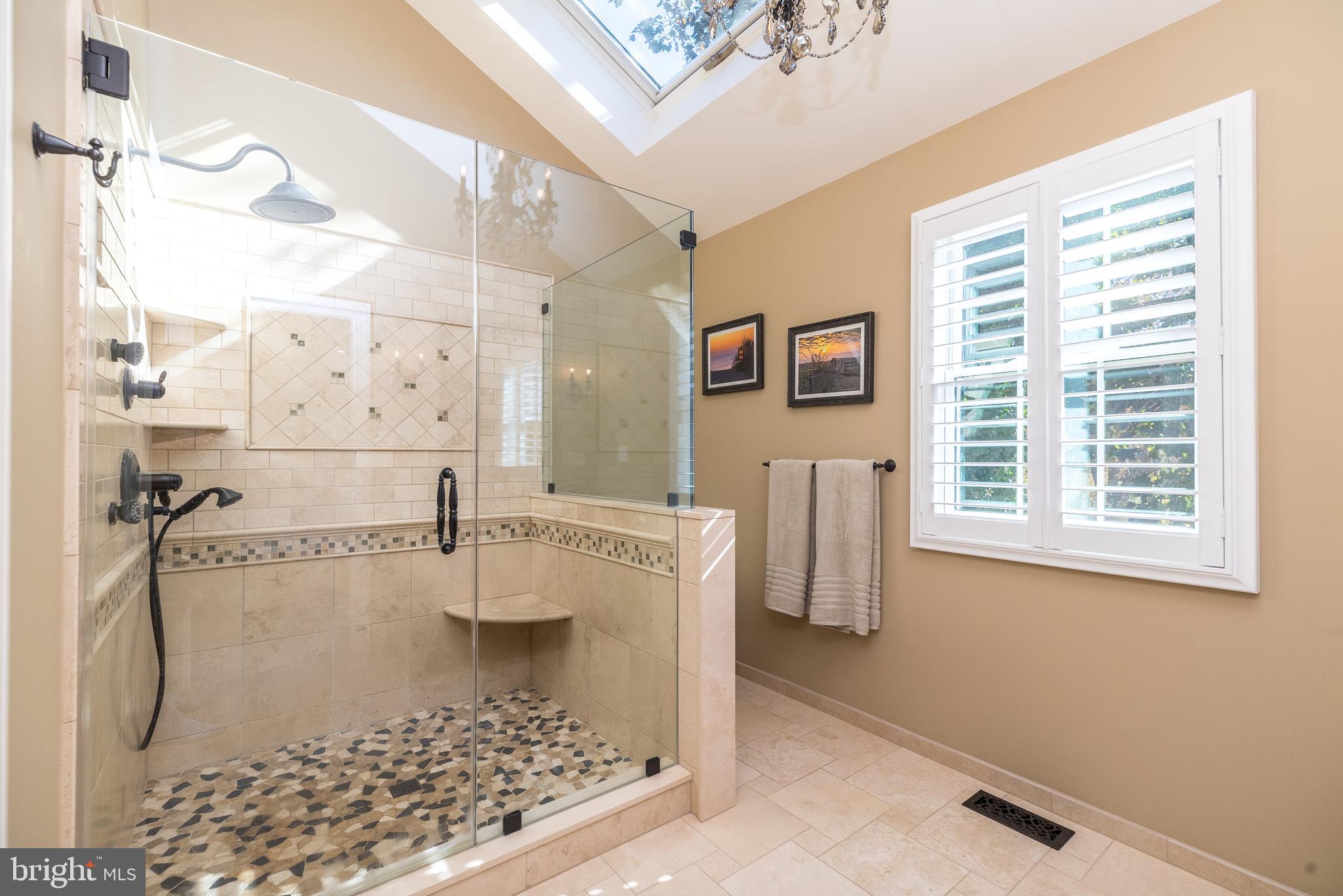 GWYNEDD HILL - Residential