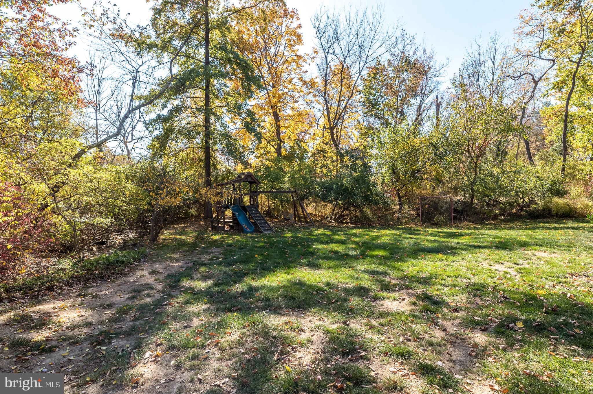 GWYNEDD HILL - Residential