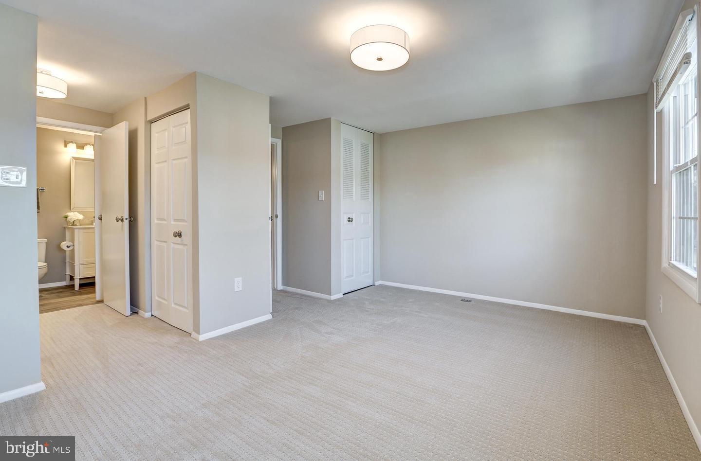 MIDDLEBROOK COMMONS - Residential Lease