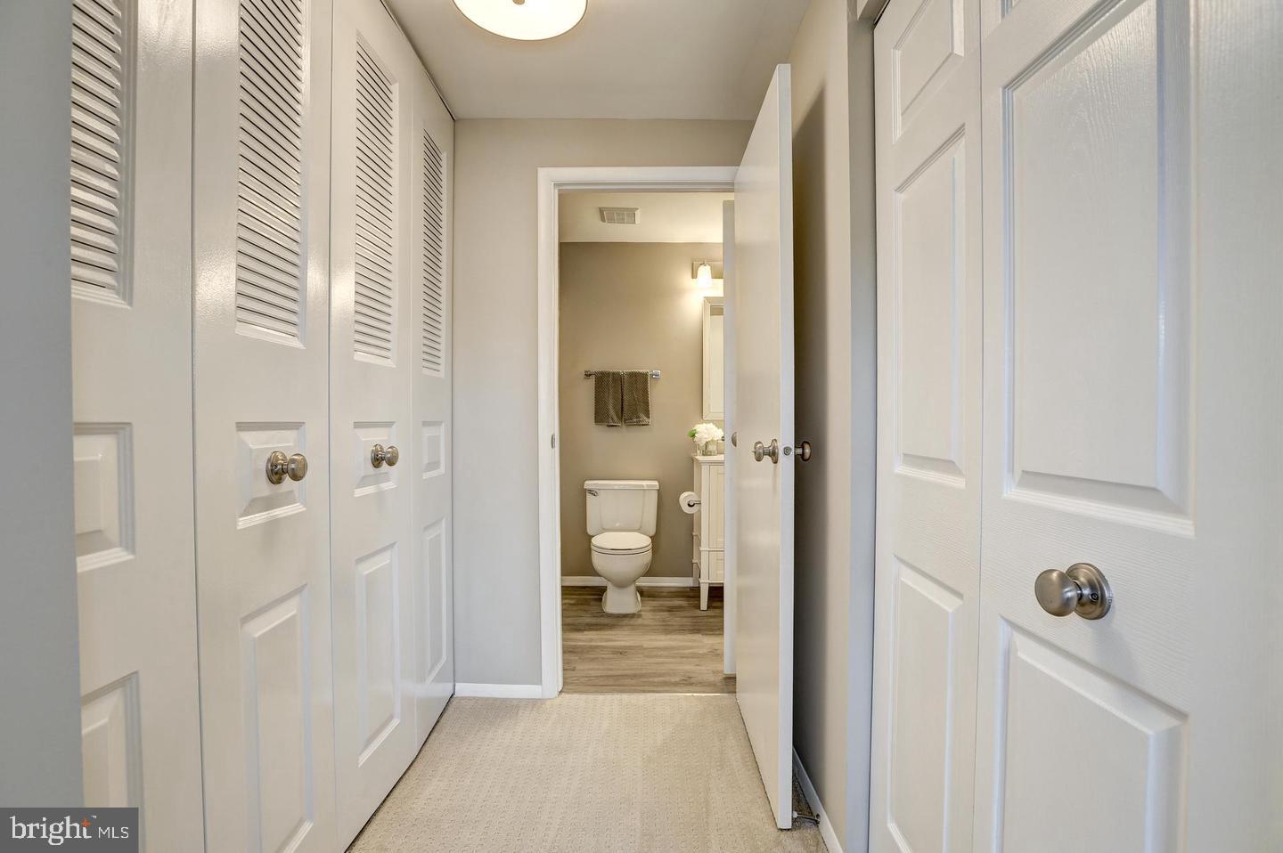 MIDDLEBROOK COMMONS - Residential Lease