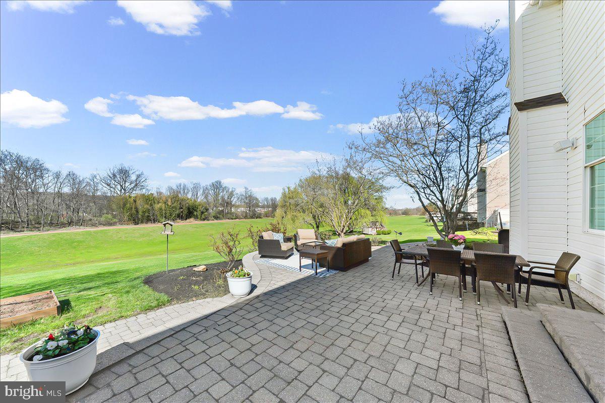 MEADOWS AT VALLEYFRG - Residential