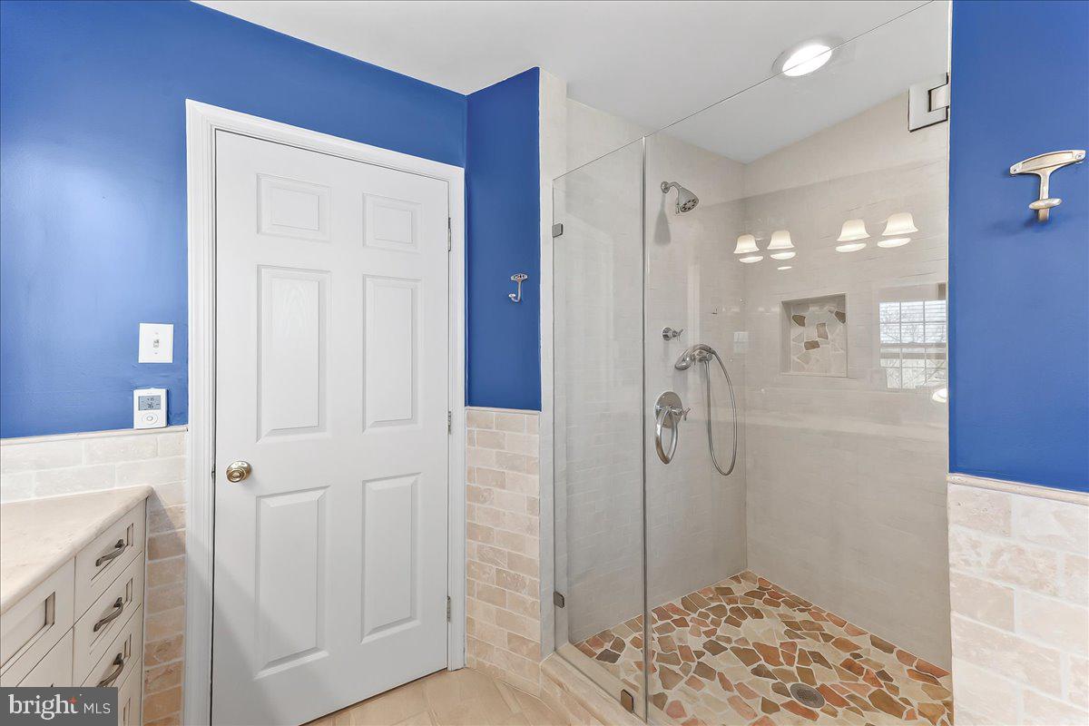 MEADOWS AT VALLEYFRG - Residential